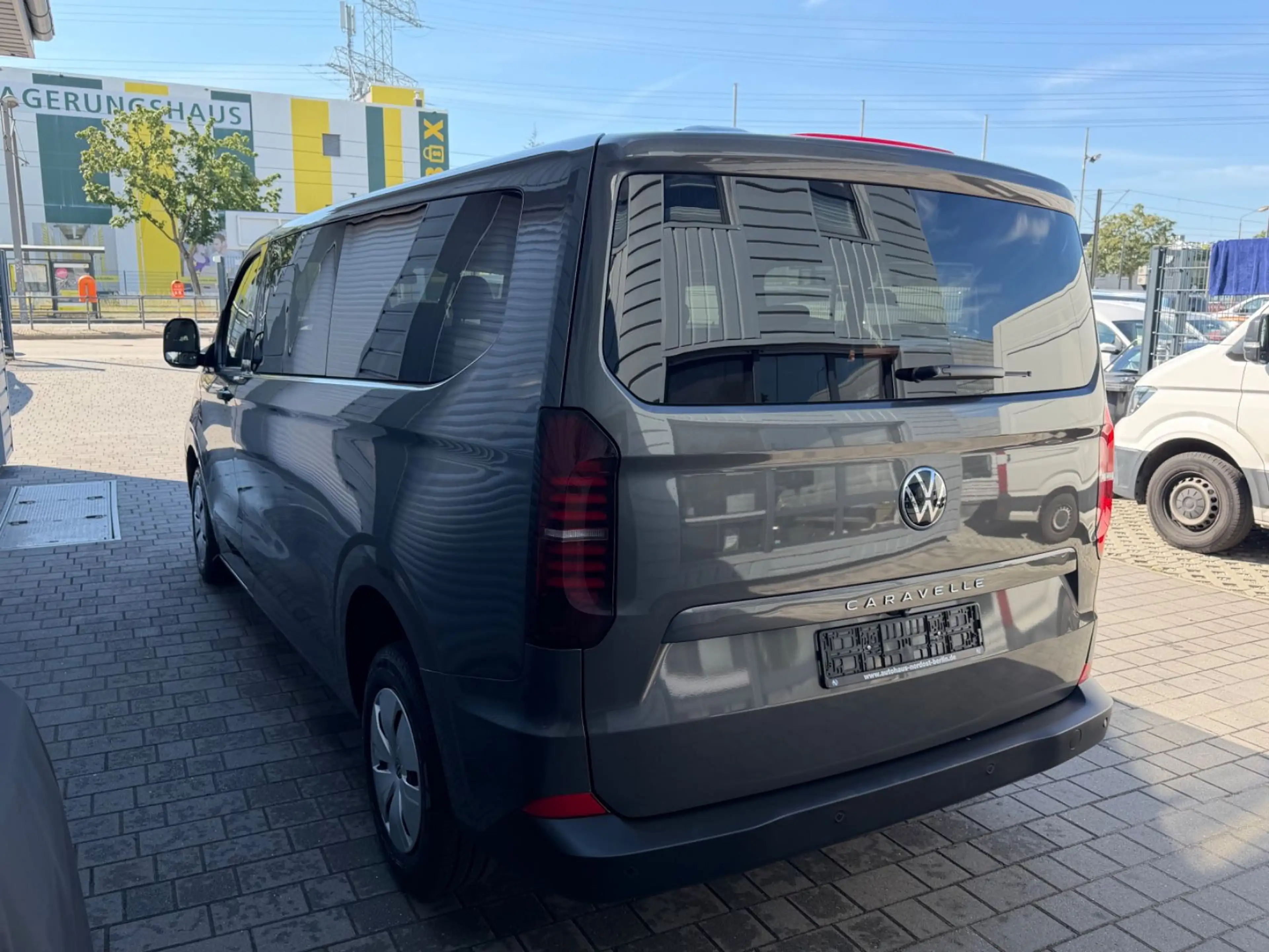 Volkswagen T7 Caravelle LR Autom. LED Kamera Digital — photo 7