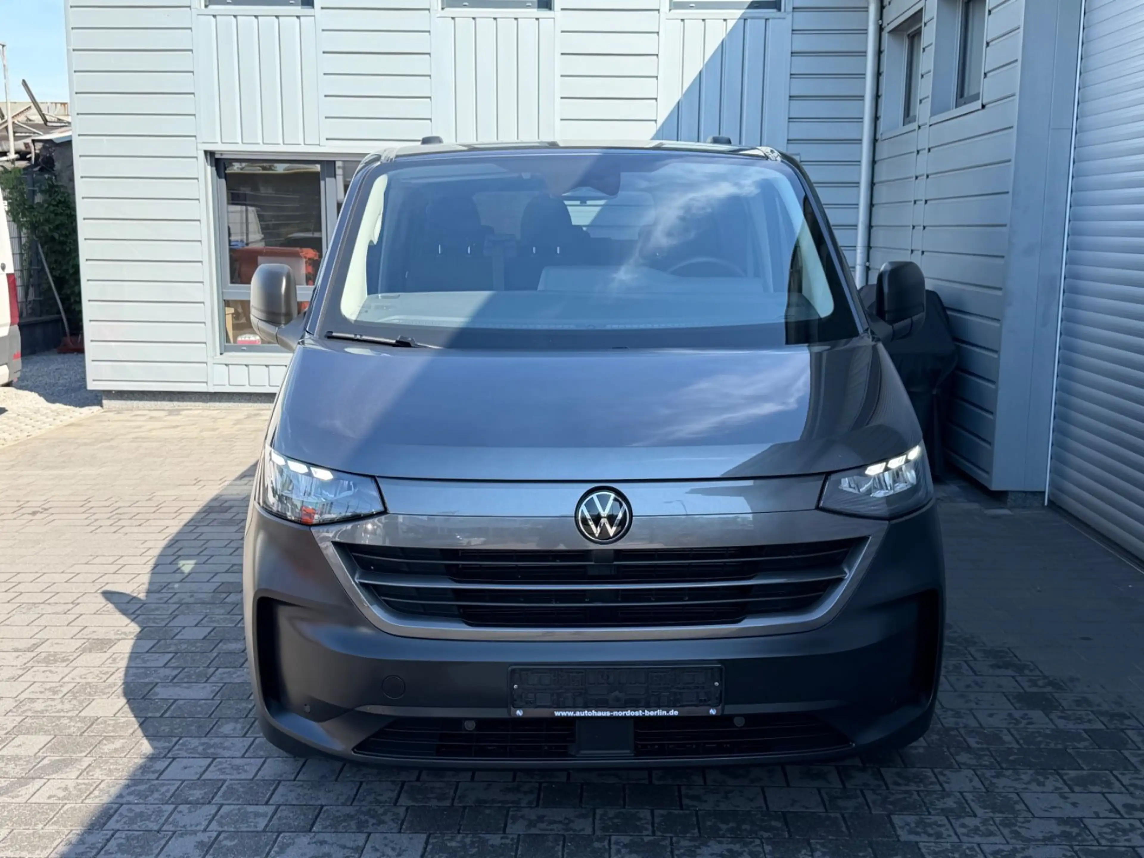 Volkswagen T7 Caravelle LR Autom. LED Kamera Digital — photo 2