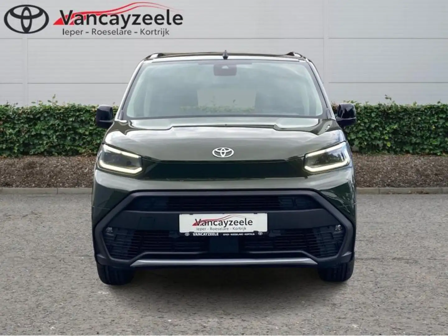Toyota Verso Family 5pl+CAM+NAV+SENS ACHTER Grün - 2