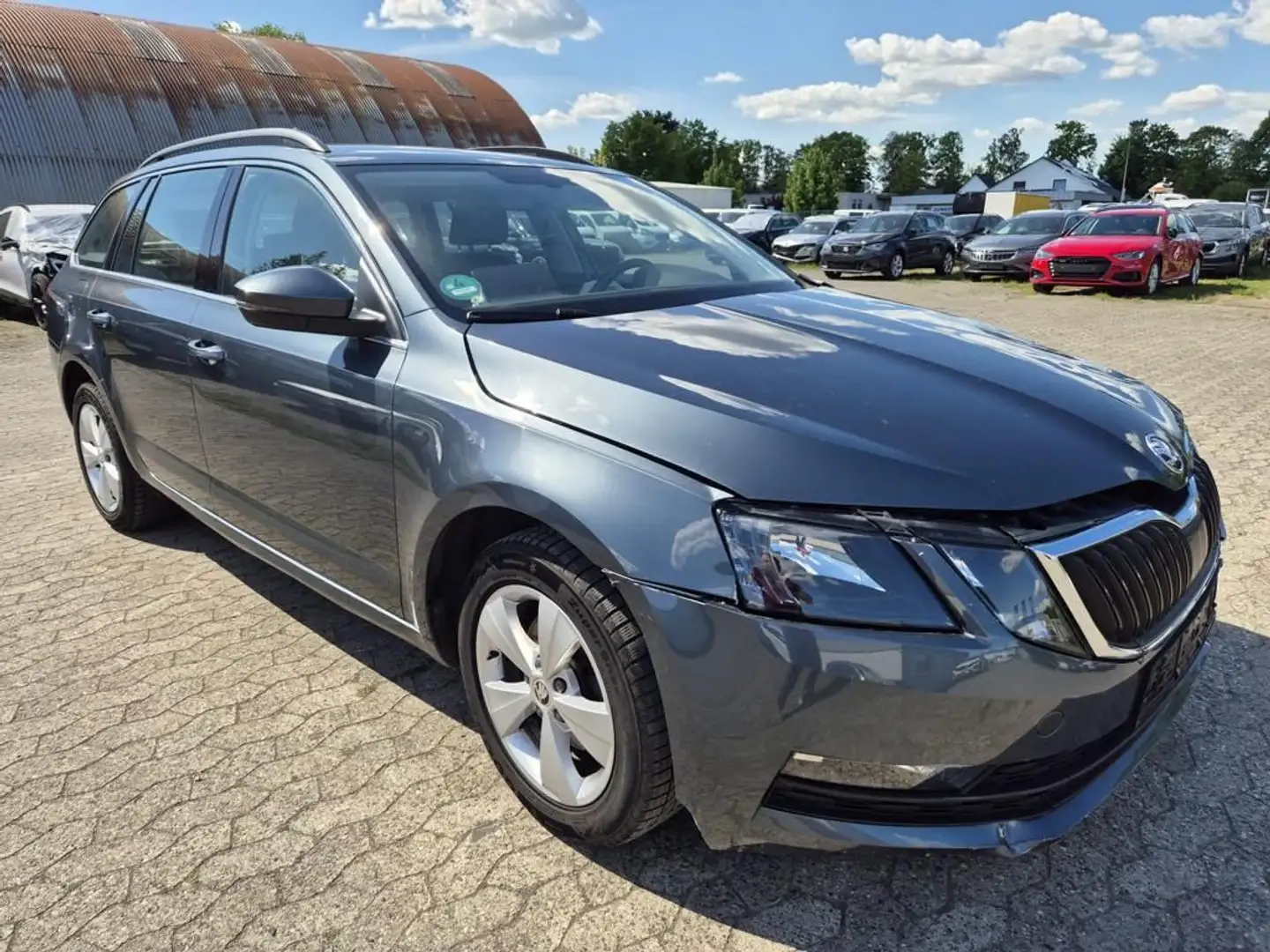 Skoda Octavia Combi 1.5 TSI Ambition Dig.Cockpit Navi Grigio - 1