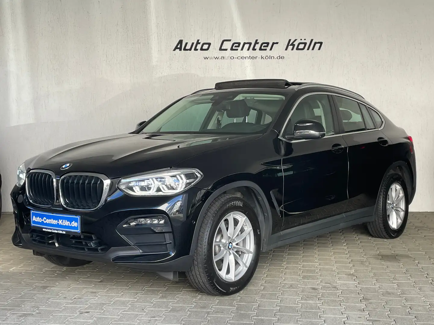 BMW X4 xDrive30d Aut.*NAVI*LIVE-COCKPIT*LEDER*PANO* Schwarz - 1