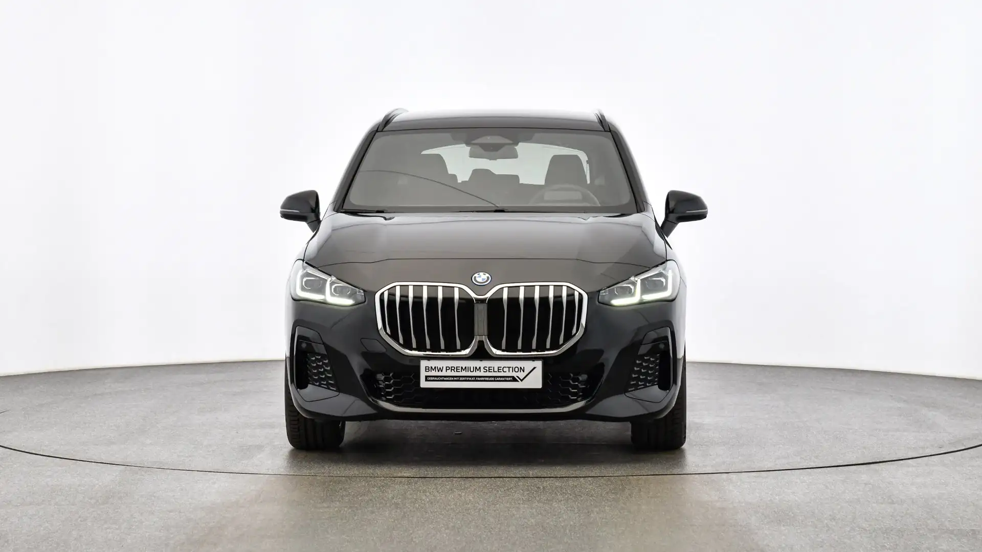 BMW 225 e xDrive M-Sportpaket Schwarz - 2