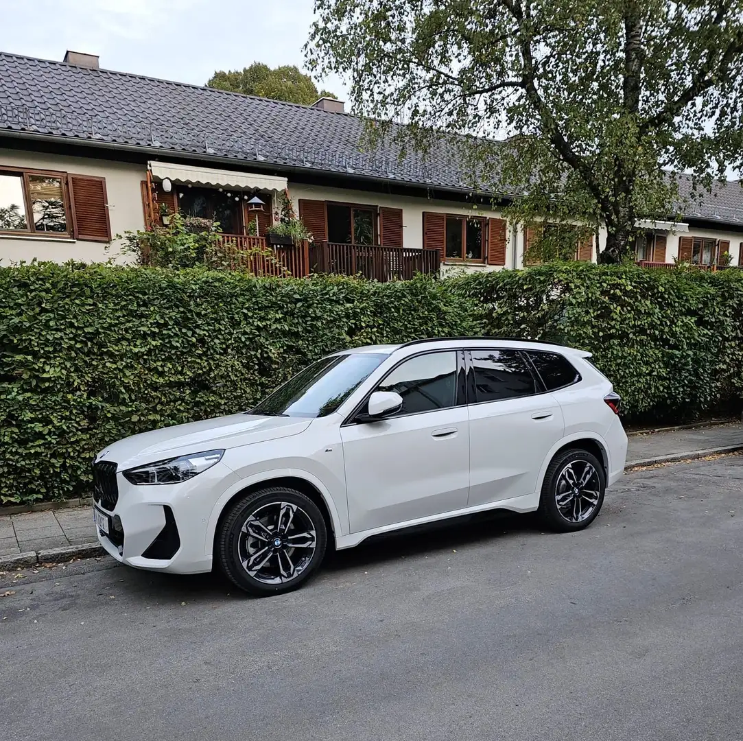 BMW X1 sDrive20i Aut. M Sport - 1