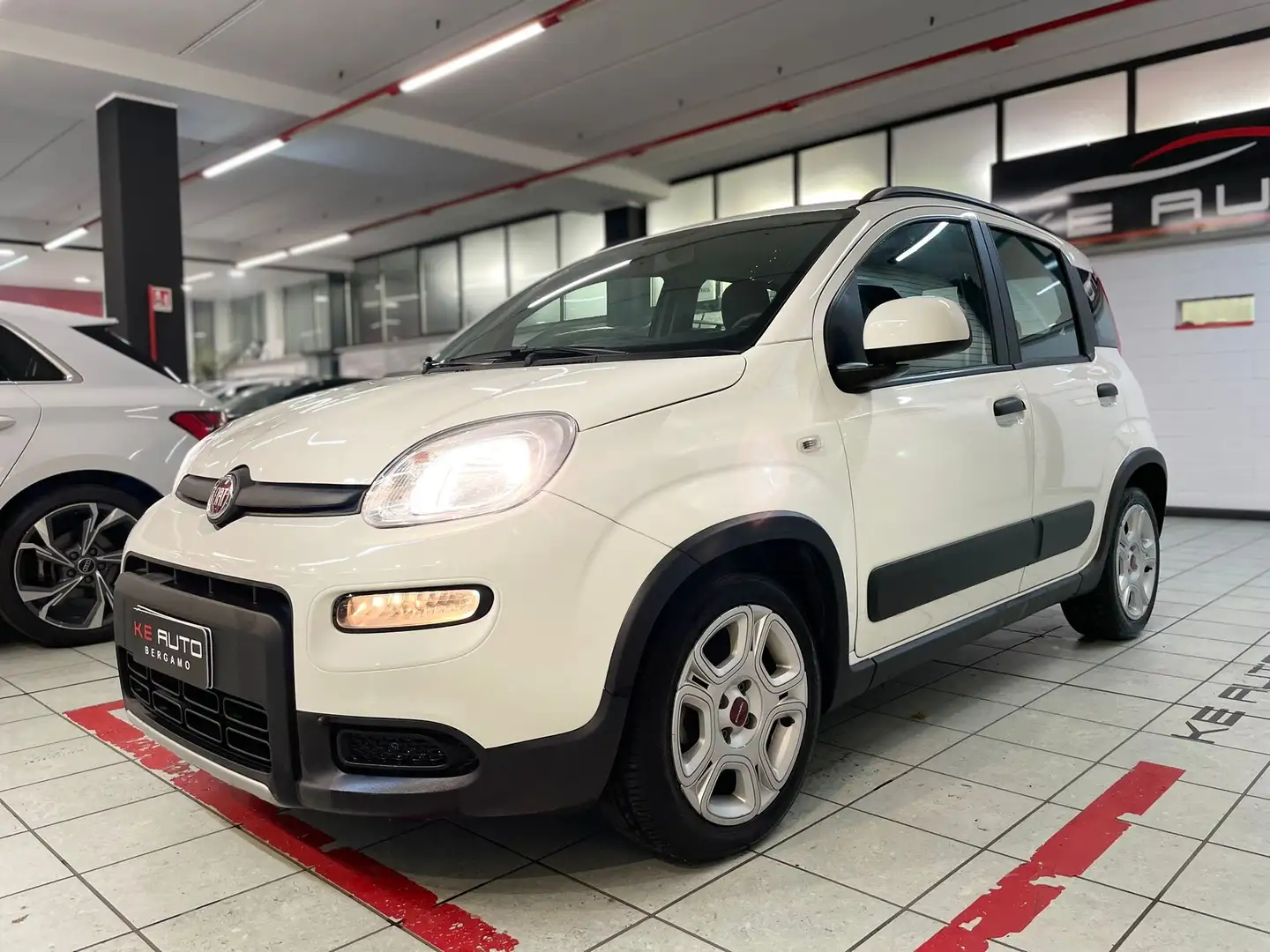 Fiat Panda Panda III 2021 1.0 firefly hybrid City Life s&s Weiß - 1
