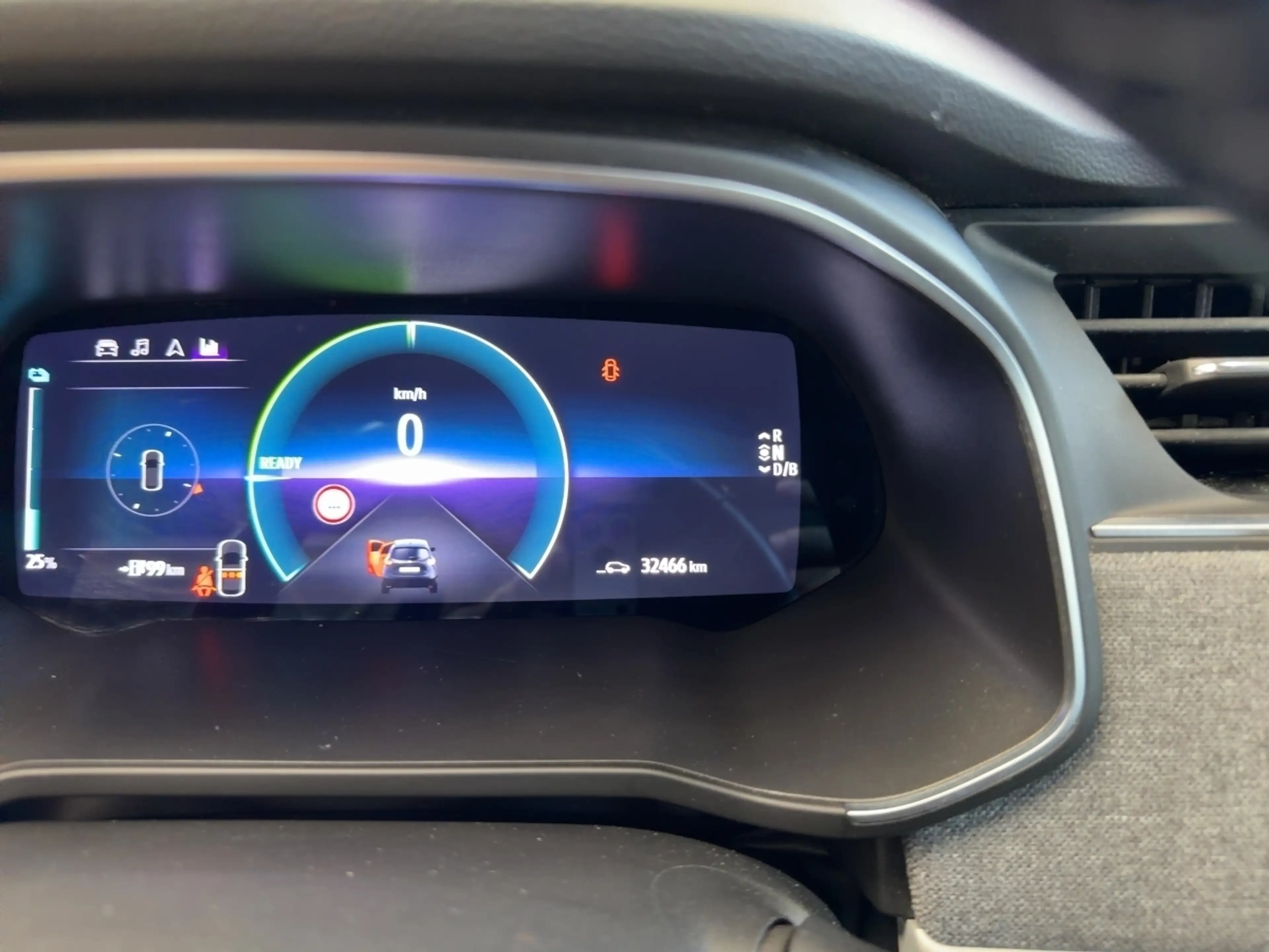 Renault ZOE R135 Z.E. 50 Experience CCS — photo 13