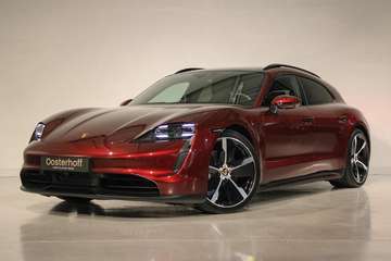Sport Turismo 93 kWh PANO | BOSE | SPORT CHRO