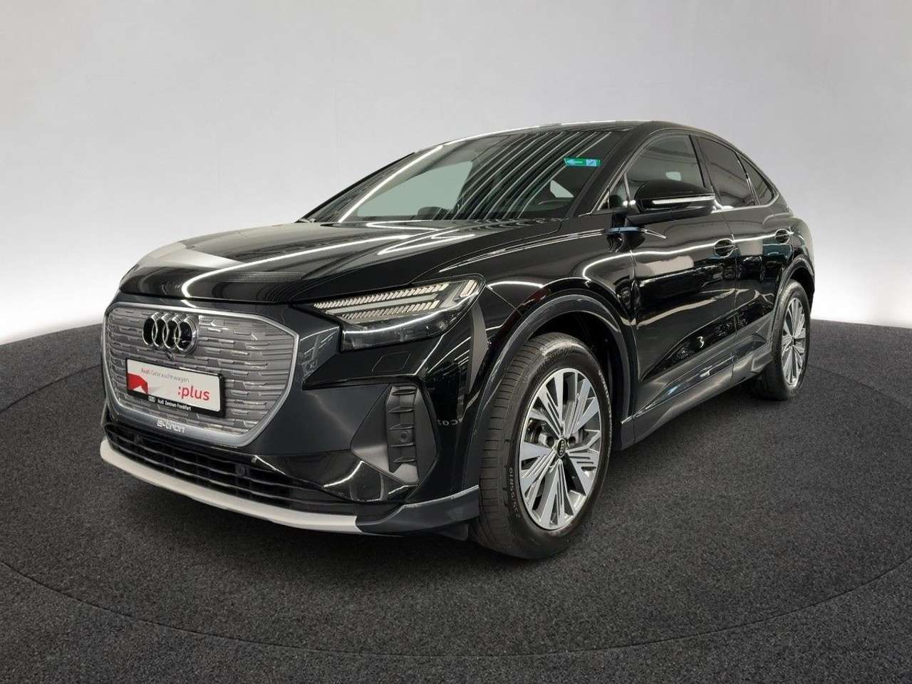 Audi Q4 e-tron — Audi Q4 e-tron 50 qu S-Ine*Pano*Matrix*Nav*