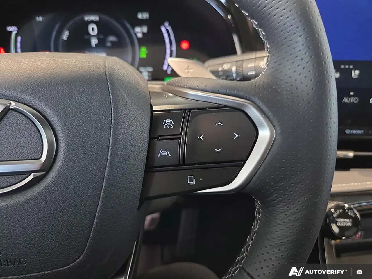 Lexus NX снимка Lexus NX