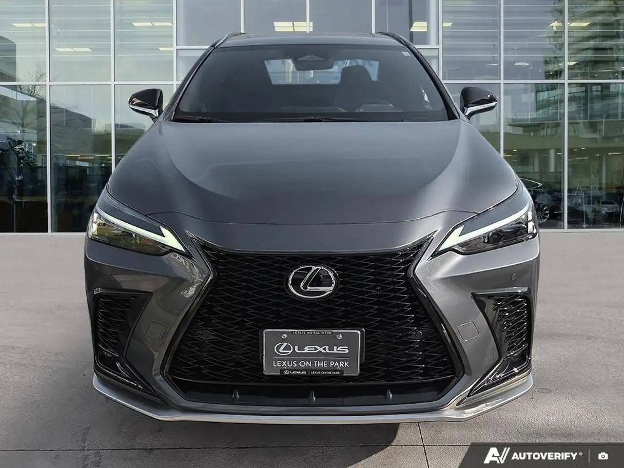 Lexus NX снимка Lexus NX