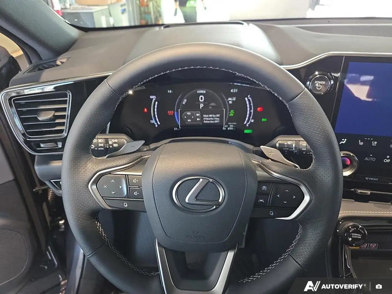 Lexus NX снимка Lexus NX