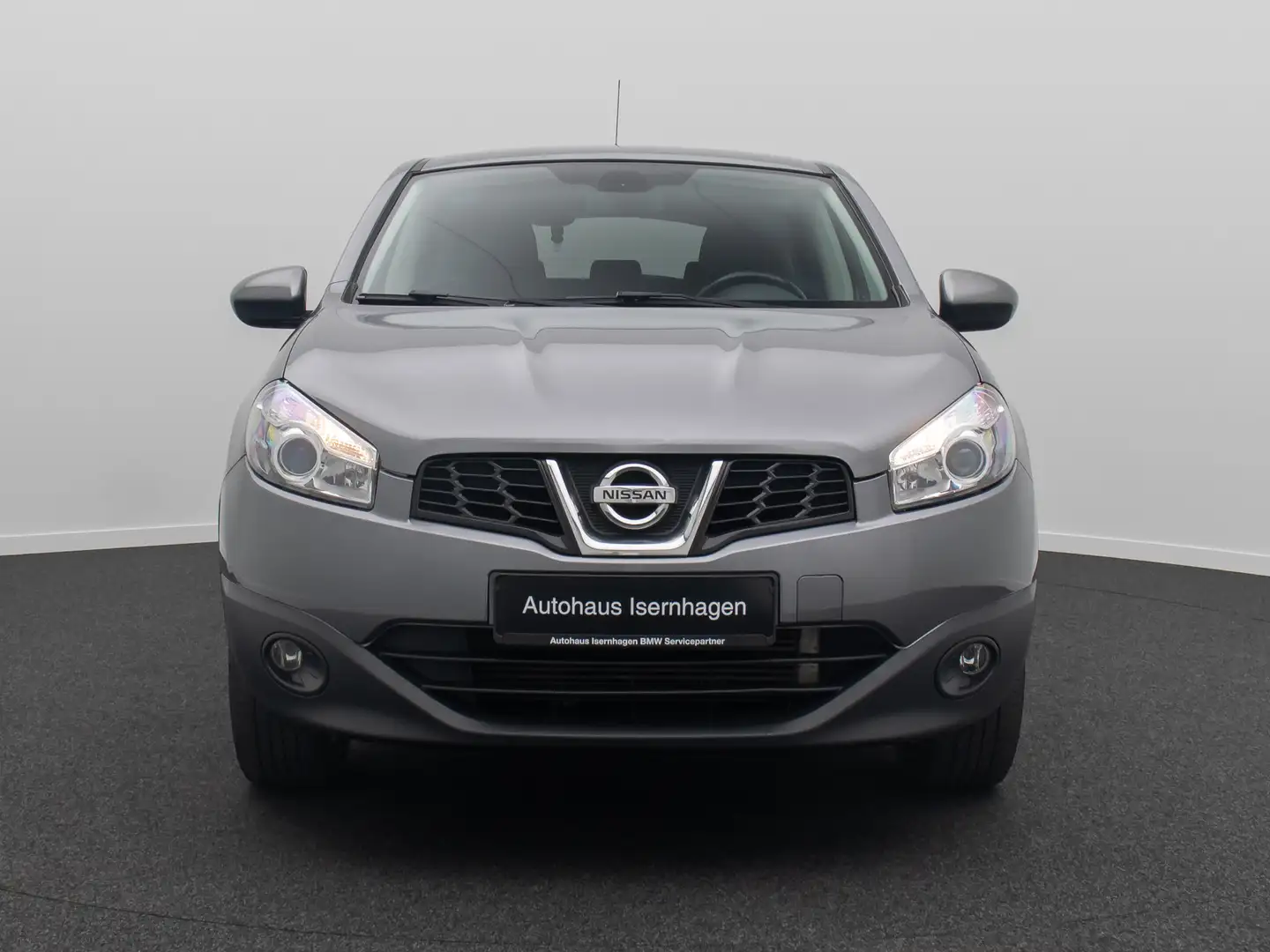 Nissan Qashqai 1.5 dCi DPF Visia PDC Tempomat Lederlenk Grau - 2