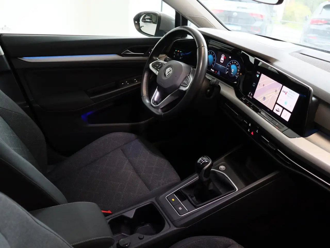 Volkswagen Golf VIII 1.5 TSI Life ACC HUD DISC. PRO IQ.LIGT, миниатюра 3
