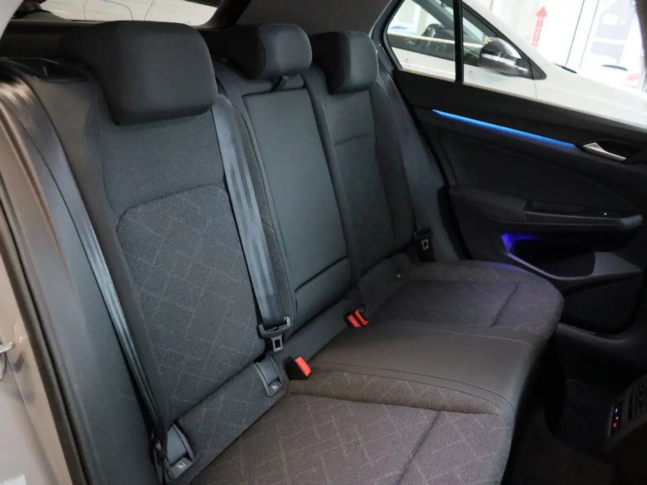 Volkswagen Golf VIII 1.5 TSI Life ACC HUD DISC. PRO IQ.LIGT, миниатюра 4