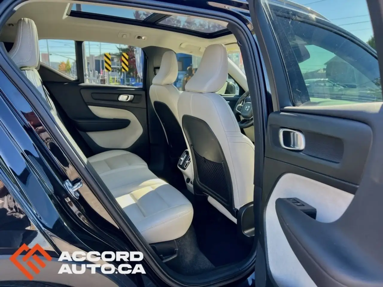 Volvo XC40 снимка Volvo XC40