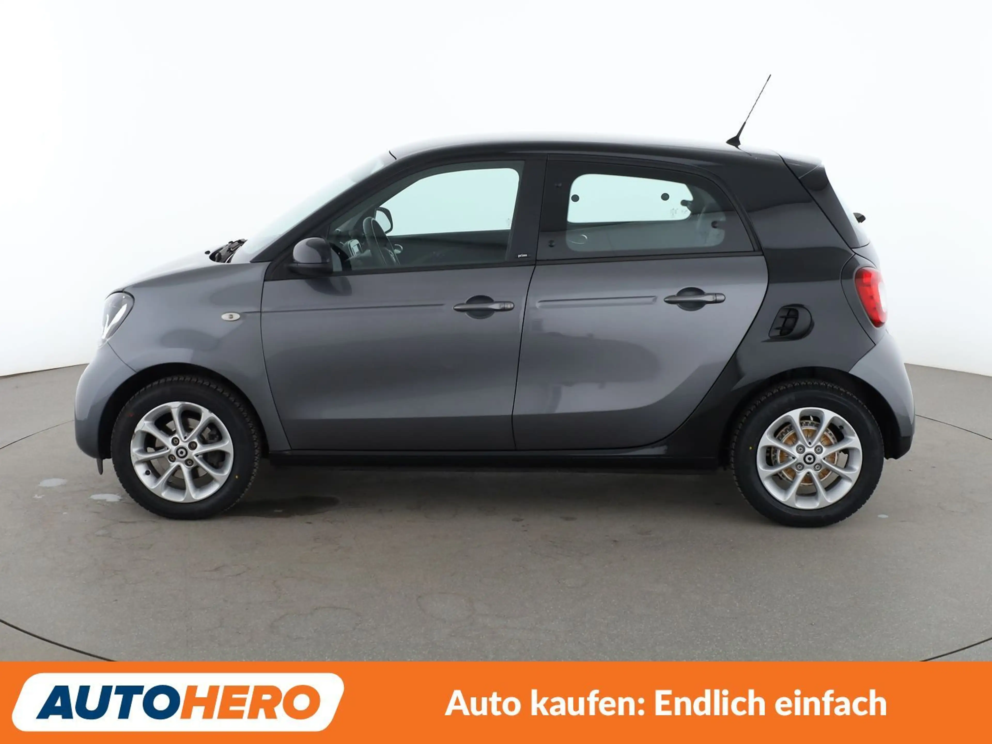 smart forFour 1.0 Basis Prime Aut.*NAVI*TEMPO*PDC* — photo 3