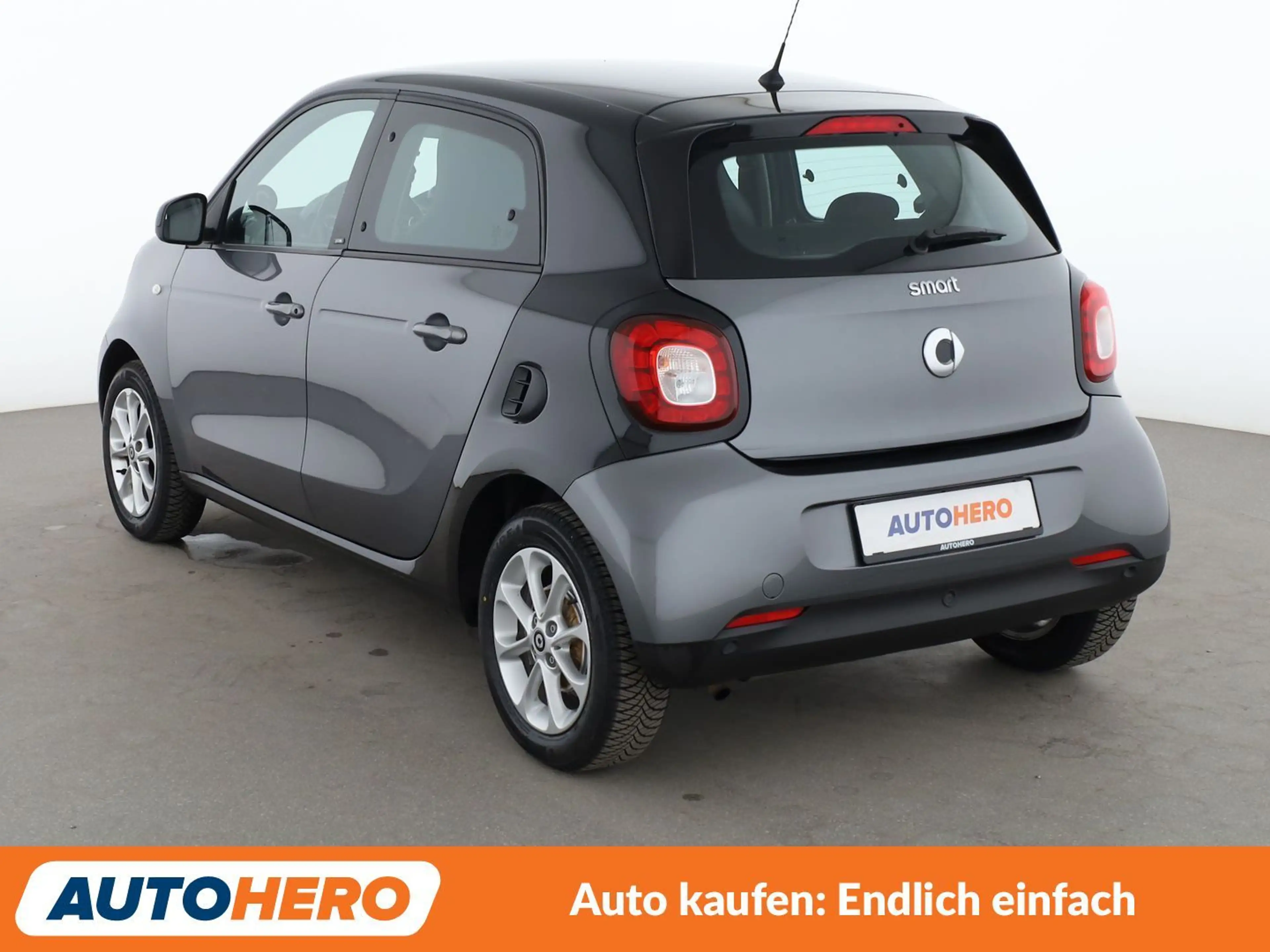 smart forFour 1.0 Basis Prime Aut.*NAVI*TEMPO*PDC* — photo 4