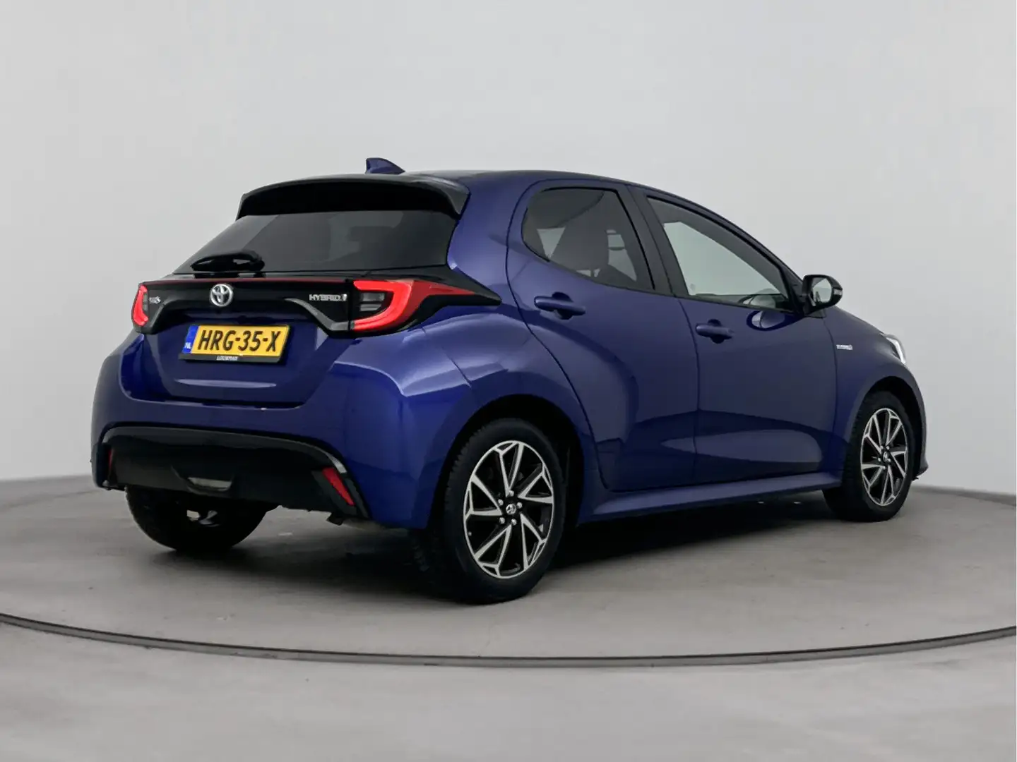 Toyota Yaris 1.5 Hybrid Executive Limited | Half-Leder Interieu Blauw - 2