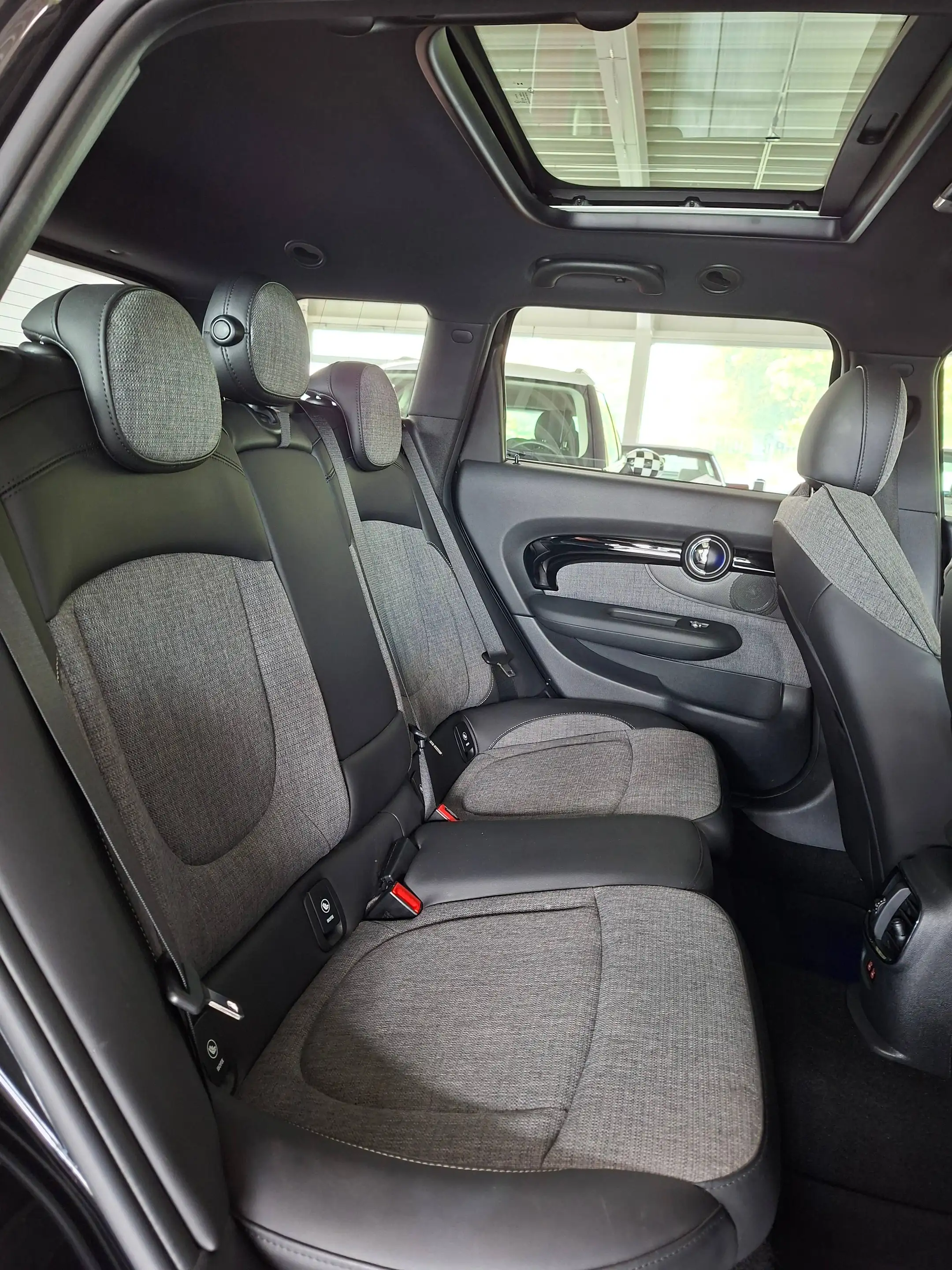 MINI Cooper Clubman MINI Cooper Clubman Automatic Navi Sportsitze+Memory PanoDach HuD — photo 15