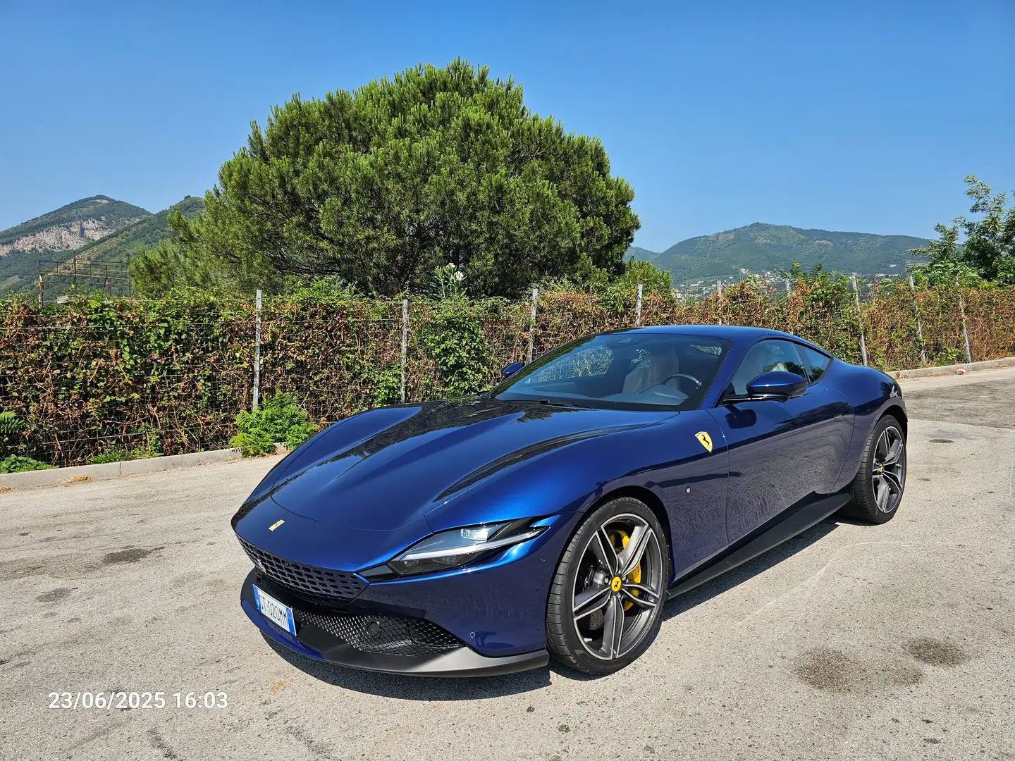 Ferrari Roma 3.9 F1 dct Auto UFFICIALE come nuova Blu/Azzurro - 2