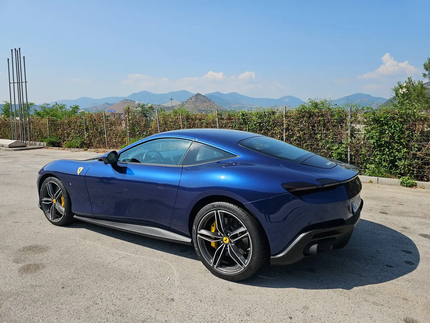 Ferrari Roma UFFICIALE ITALIA come nuova Disponibile in sede Blau - 2