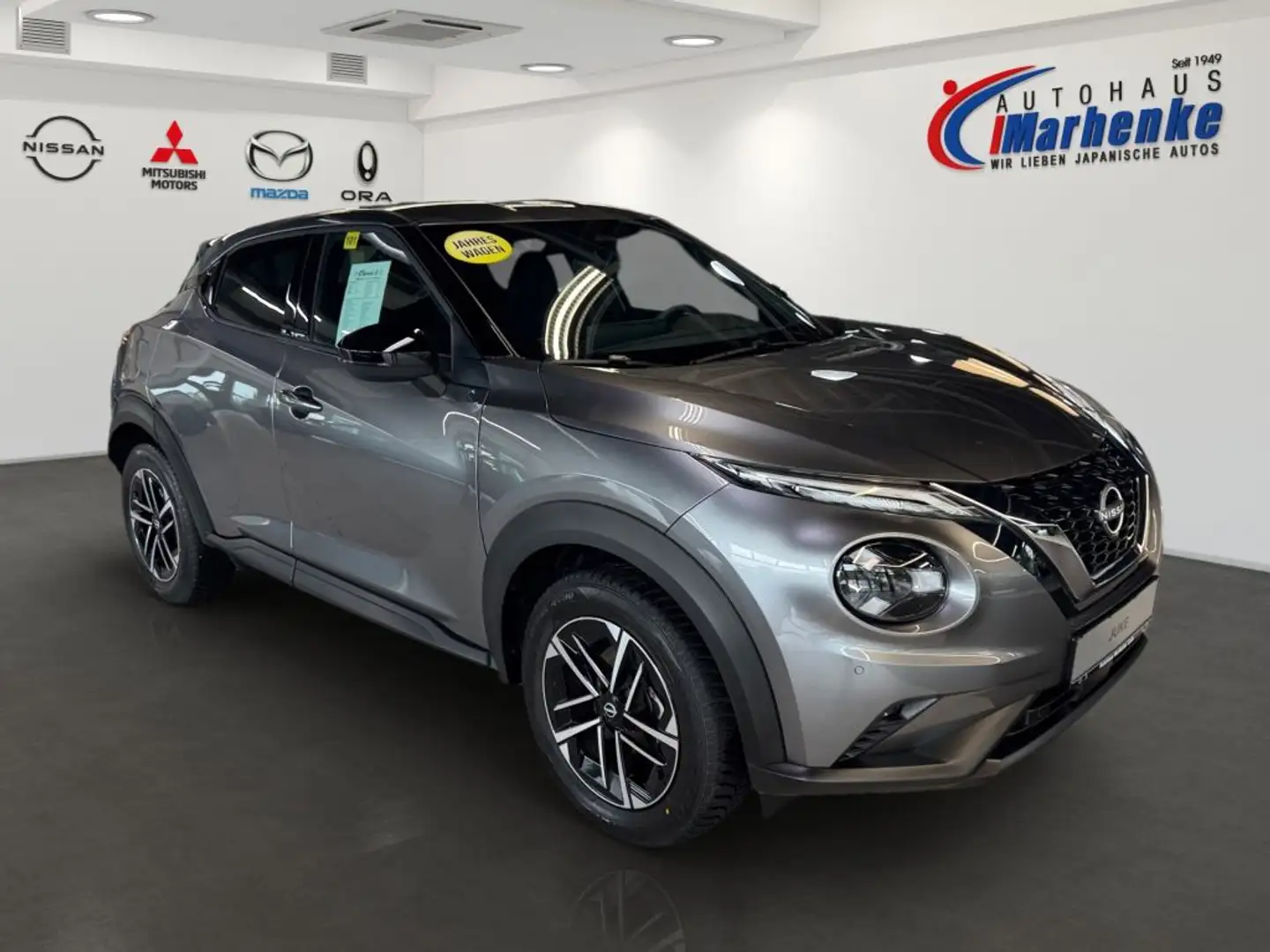 Nissan Juke 1.0 DIG-T N-Connecta Grau - 2