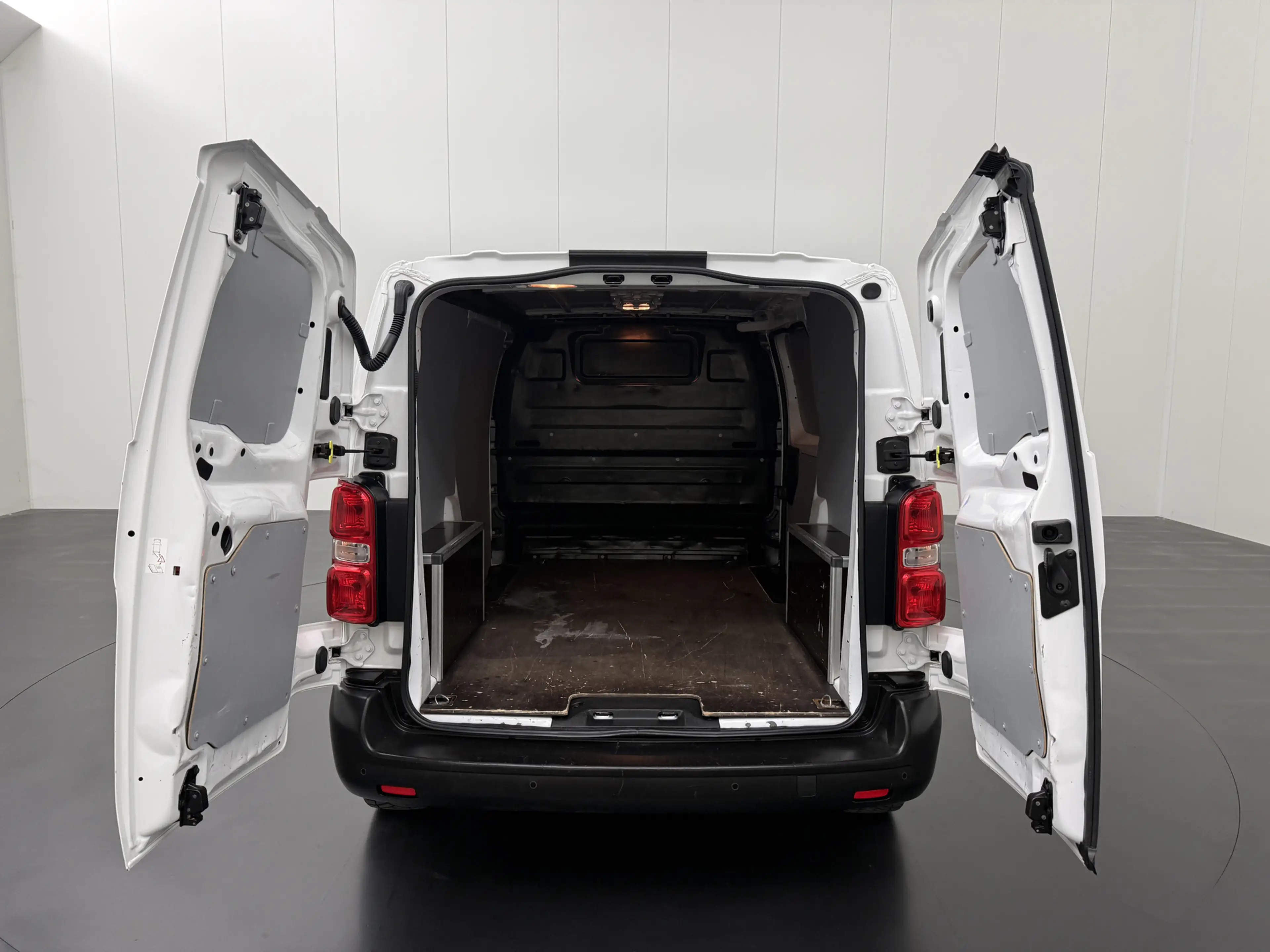 Peugeot e-Expert Lang Pro 75 kWh | Elektrisch | Airco | Cruise | Be — photo 5