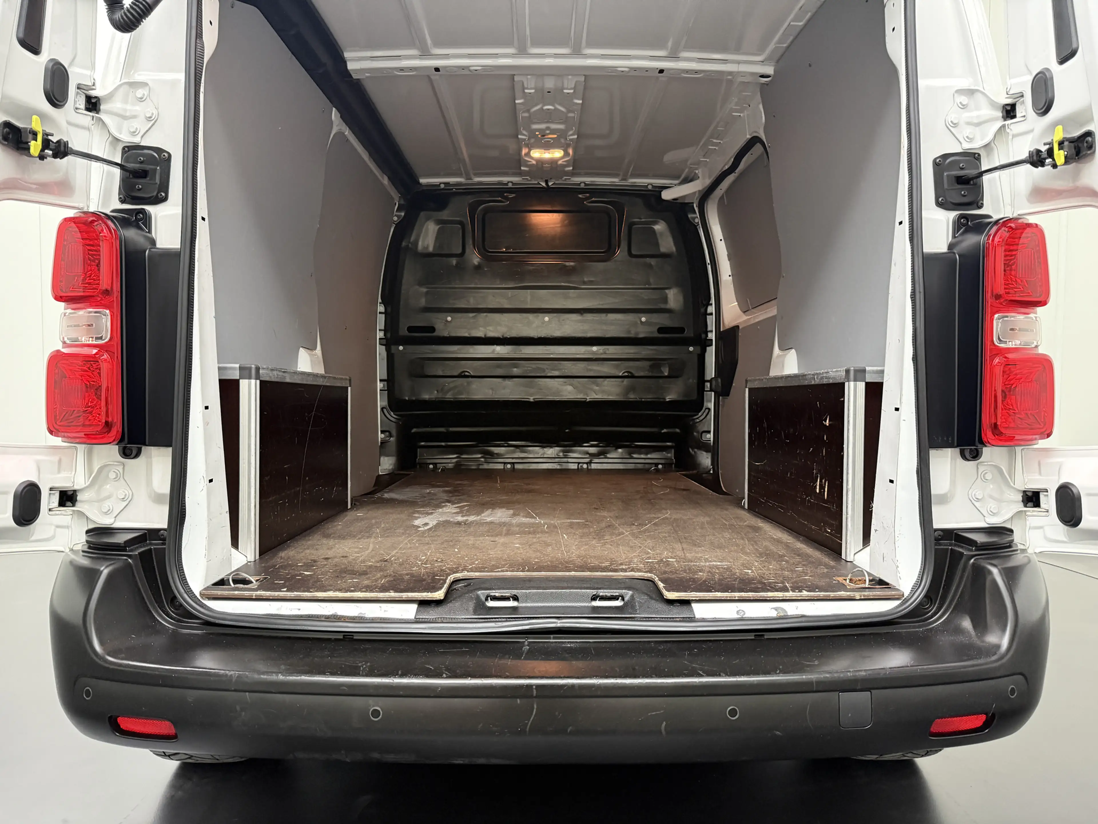 Peugeot e-Expert Lang Pro 75 kWh | Elektrisch | Airco | Cruise | Be — photo 8