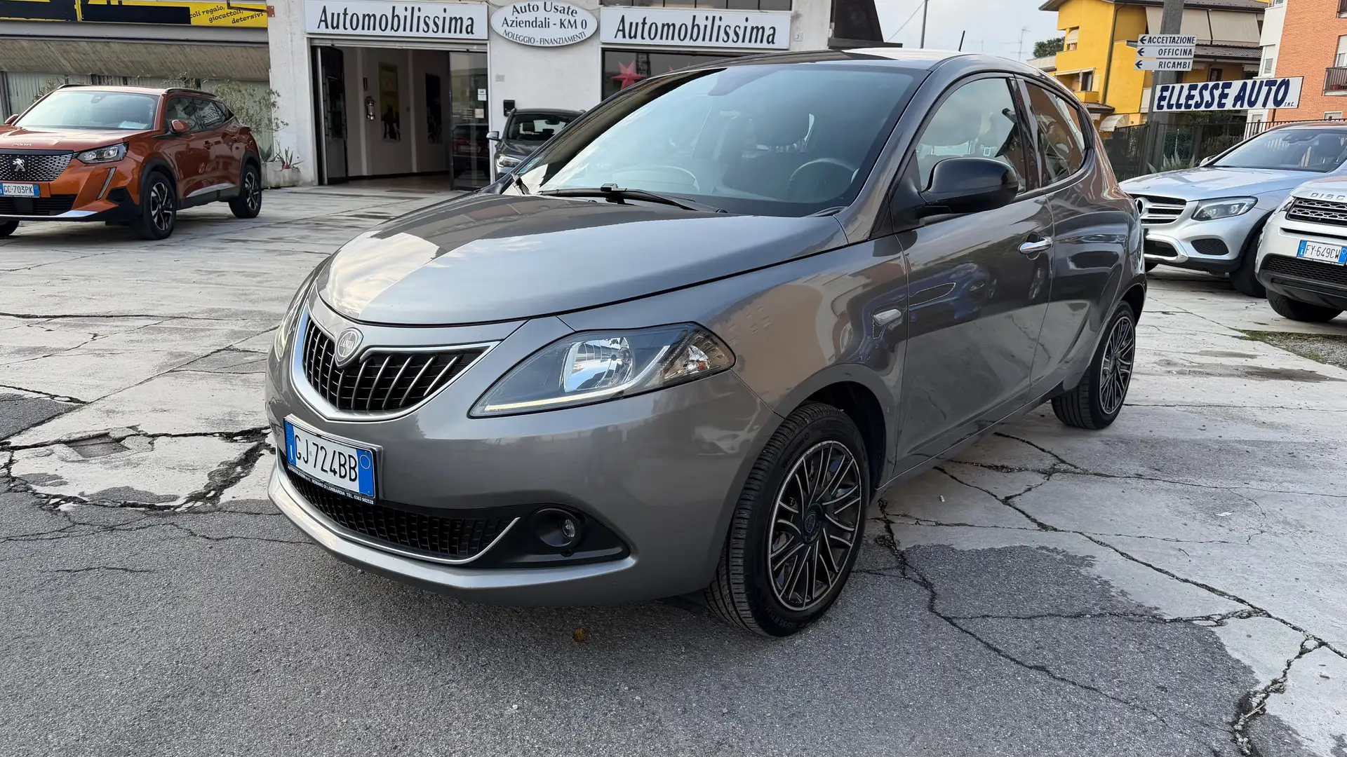 Lancia Ypsilon Ypsilon III 2021 1.0 firefly hybrid Silver s Grigio - 1