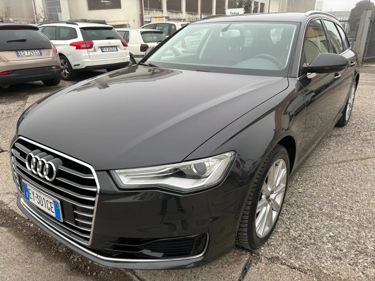 Audi A6 Avant 2.0 tdi ultra Business 190cv s-tronic 2015 Gris - 1