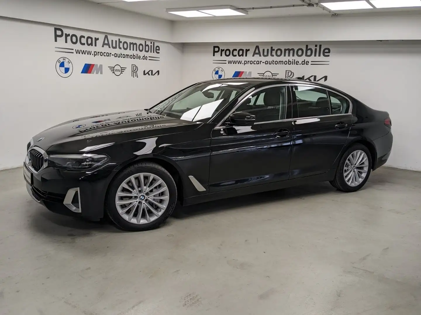 BMW 530 d Live Prof AHK PA HiFi DAB LED WLAN 18'' Schwarz - 2