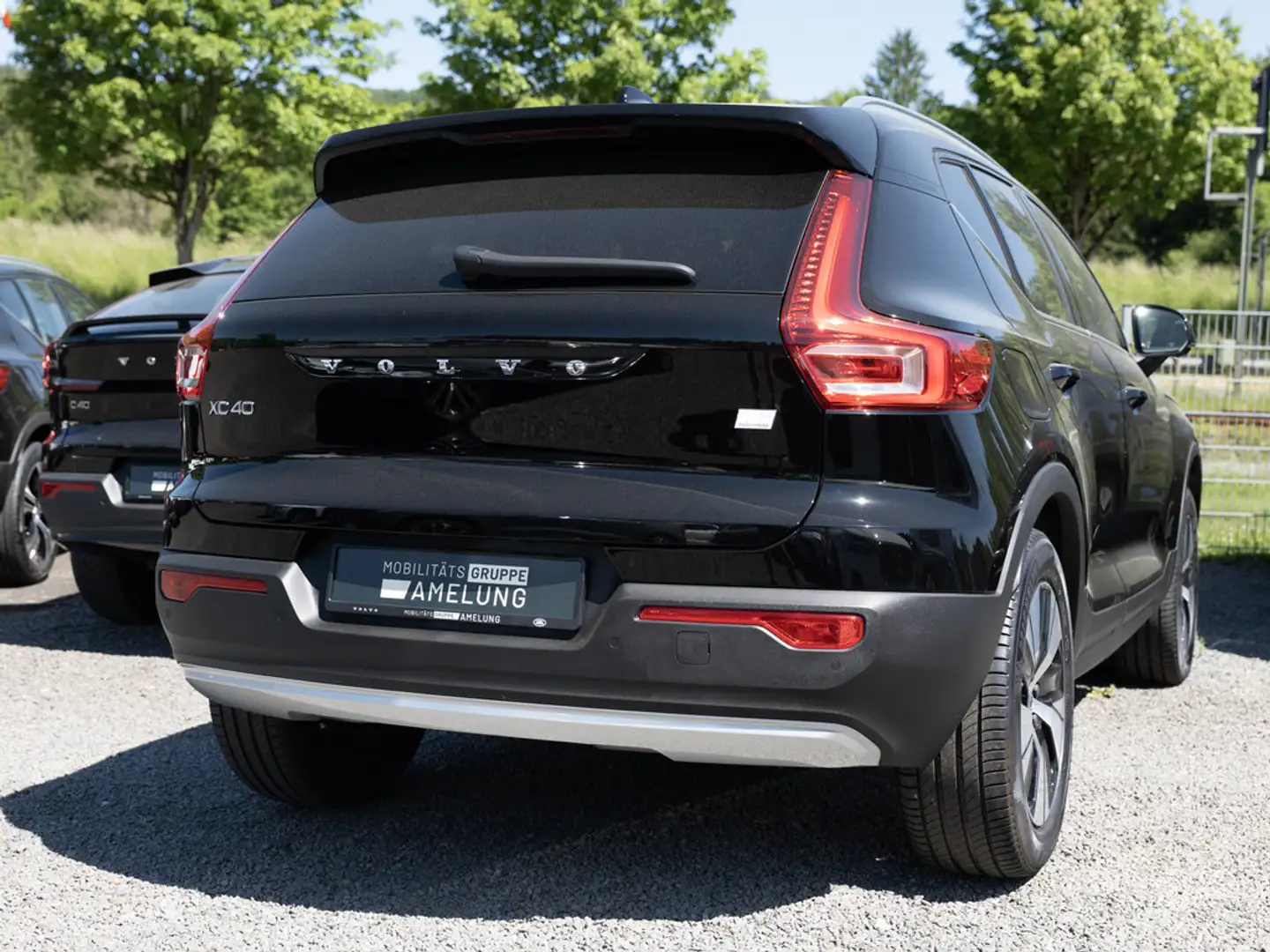 Volvo XC40 T4 Inscription Expression Recharge 360° Schwarz - 2