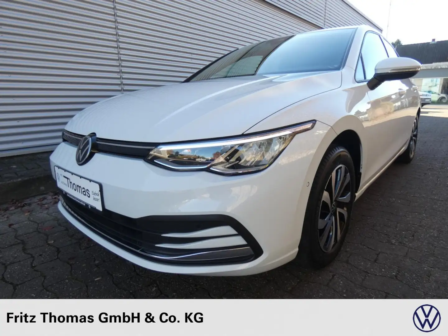 Volkswagen Golf VIII 1.5 eTSI DSG Active LED Navi SHZ PDC ACC Weiß - 2