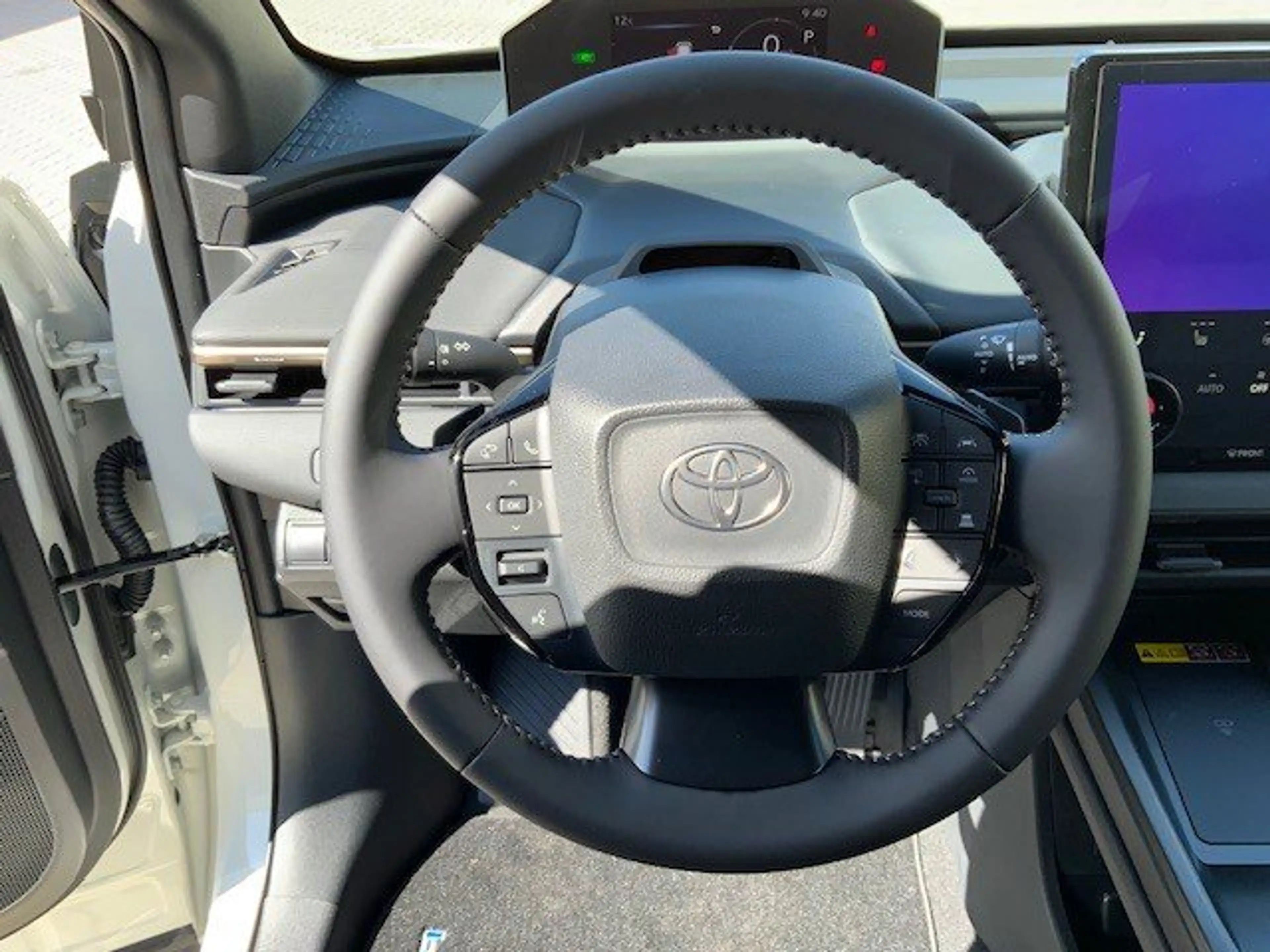 Toyota bZ4X Touring Teamplayer 2WD Gewerbewochenaktion — photo 14