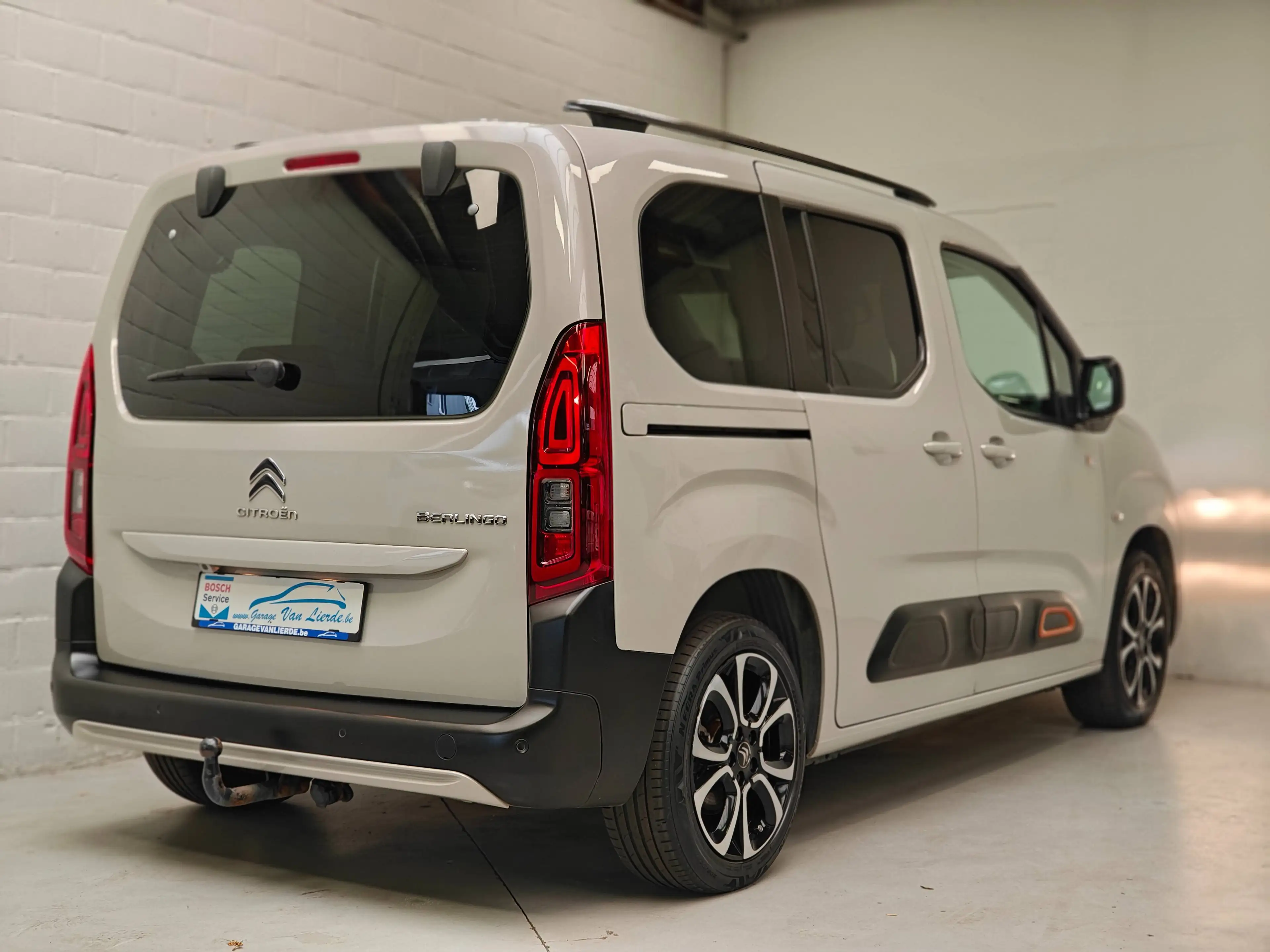 Citroen Berlingo 1.5 BlueHDi XL Feel XTR S - 131pk - Head Up Display - Pano Dak - Mirror Link - Trekhaak — photo 3