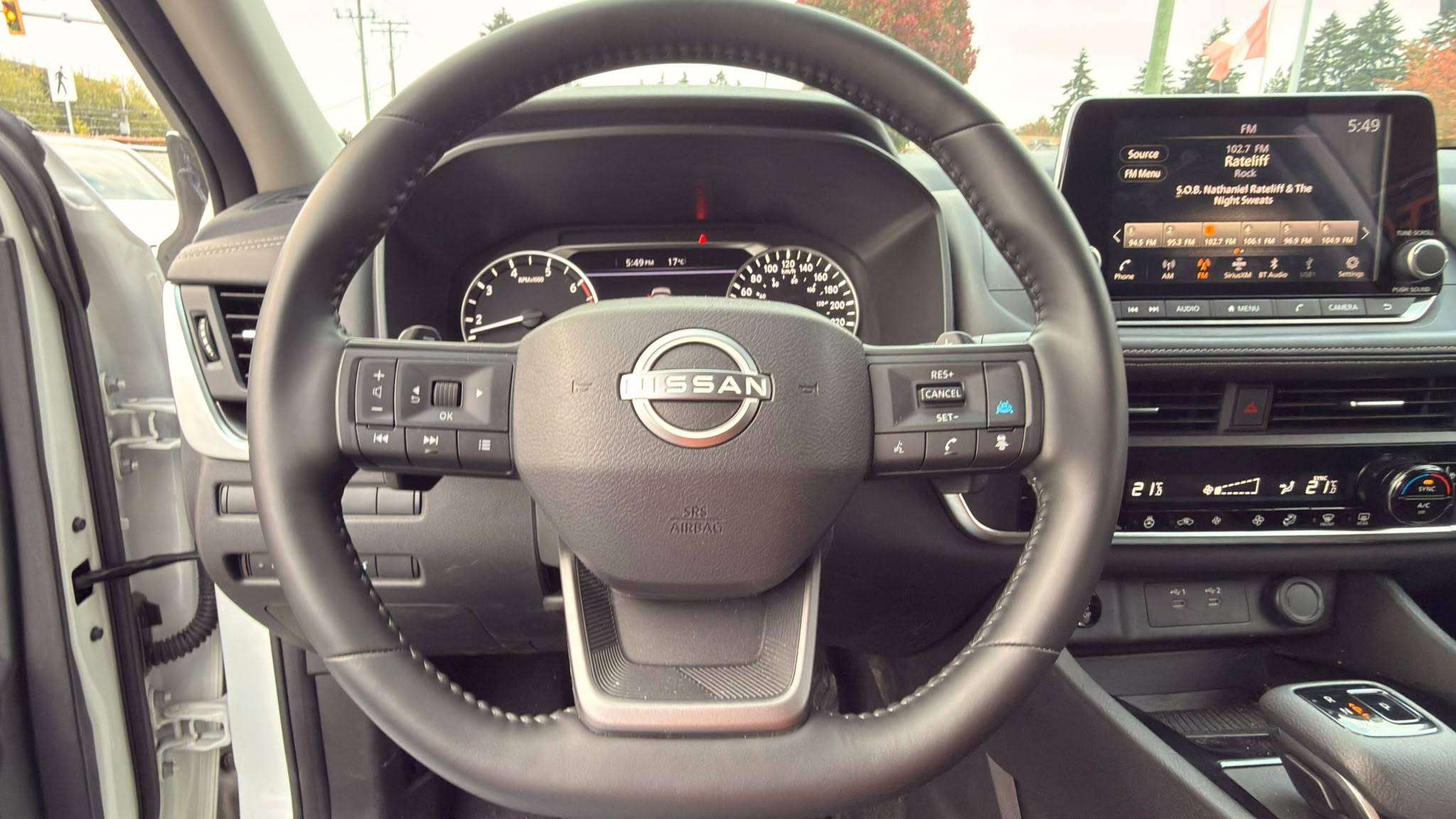 2026 Nissan Rogue — view 13
