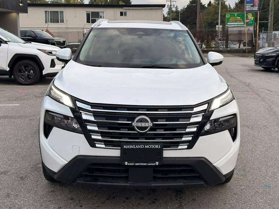 2026 Nissan Rogue — view 2