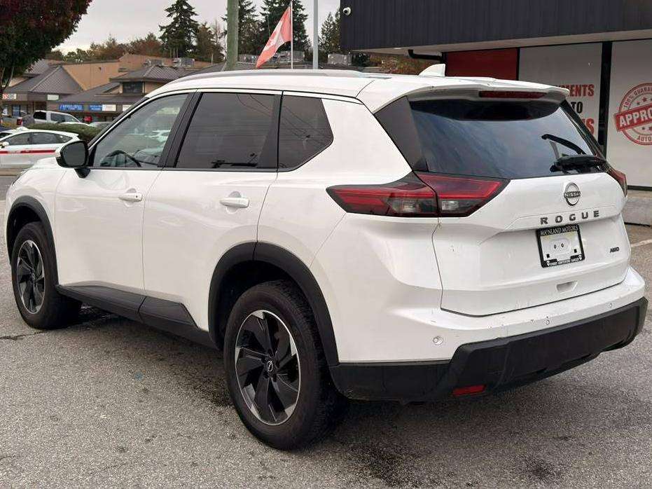 2026 Nissan Rogue — view 6
