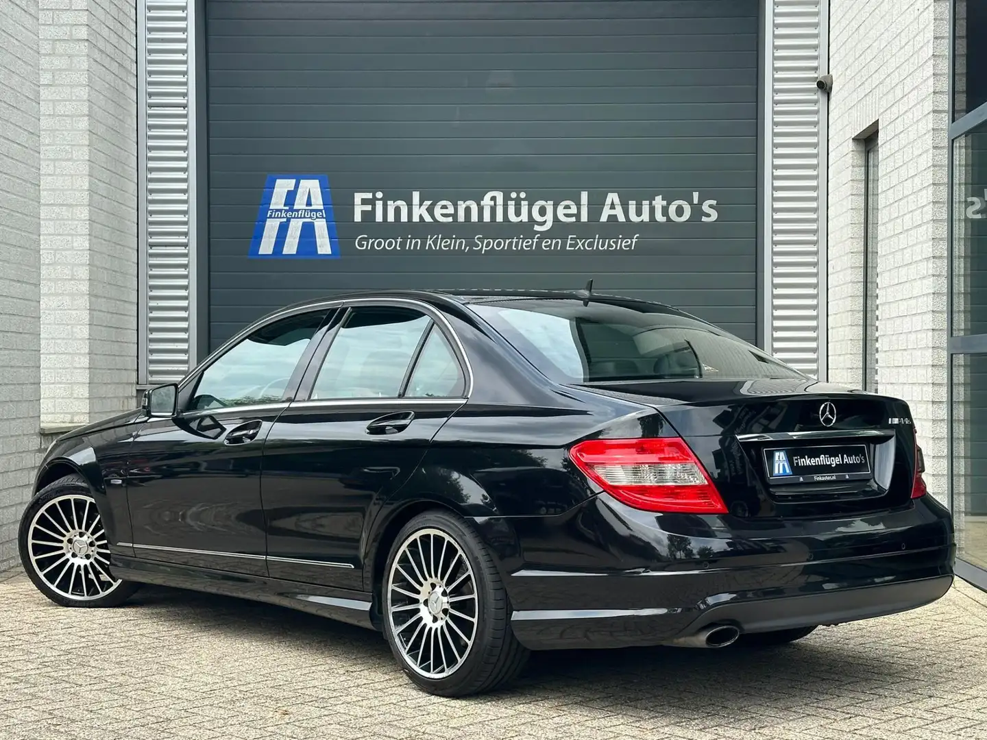 Mercedes-Benz C 180 CGI Avantgarde AMG |Apple.Carplay |Navi |Xenon |Ha Zwart - 2
