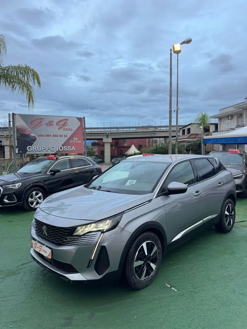 Peugeot 3008 1.5 bluehdi Active Pack s&s 130cv Grigio - 1