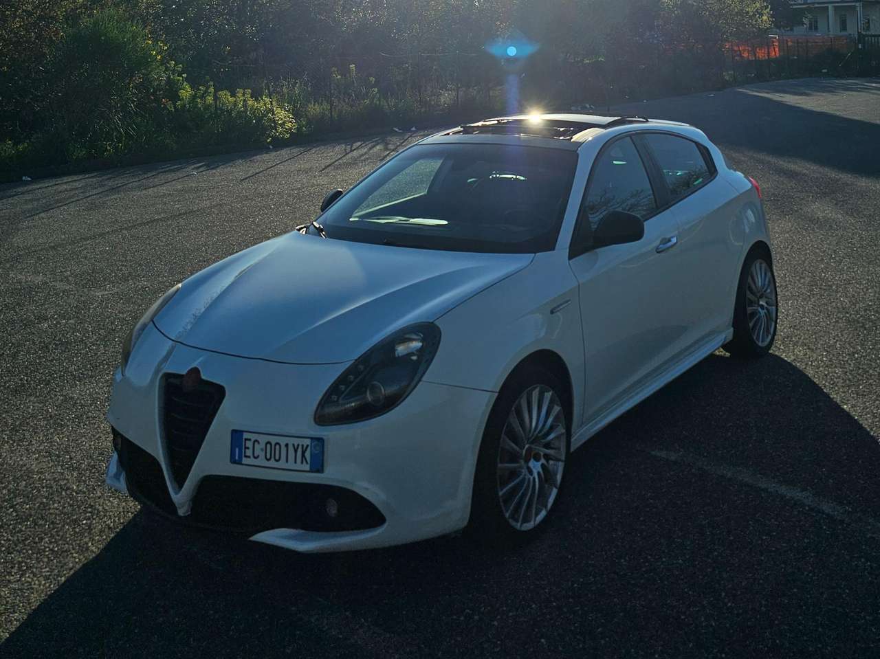 Alfa Romeo Giulietta Giulietta III 2010 1.4 t. m.air Distinctive 170cv