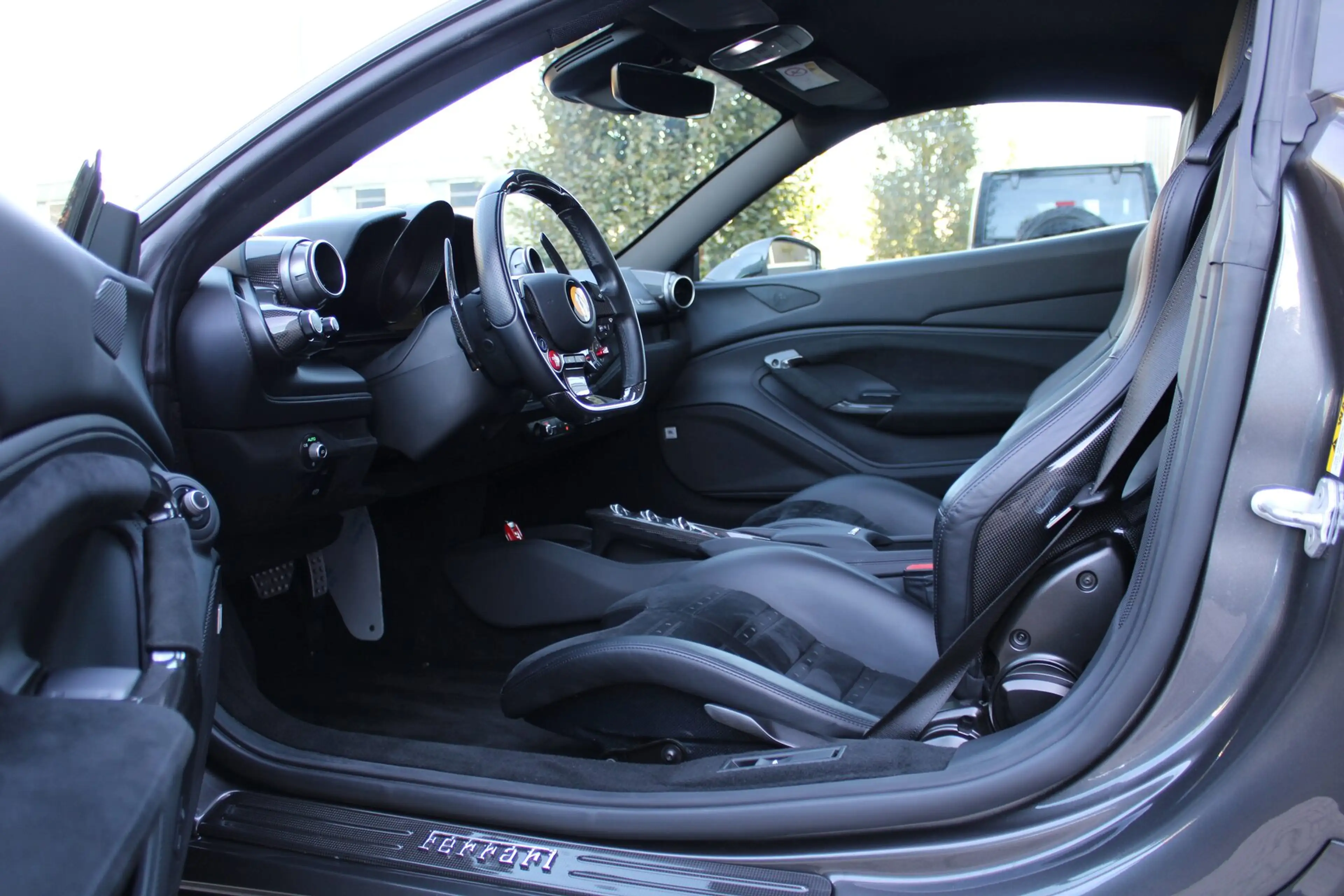 Ferrari F8 Tributo 3.9 V8 HELE — photo 8