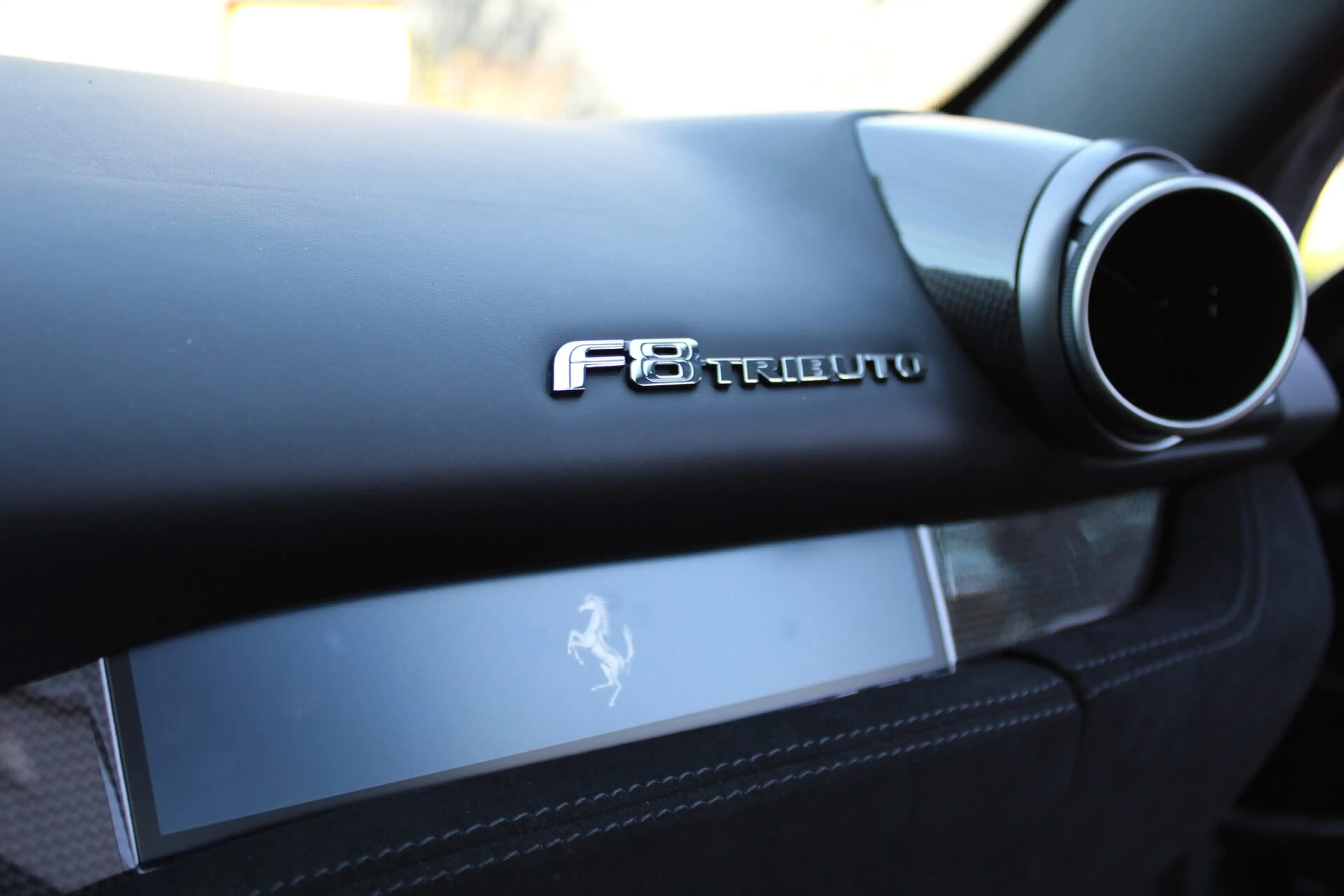 Ferrari F8 Tributo 3.9 V8 HELE — photo 24