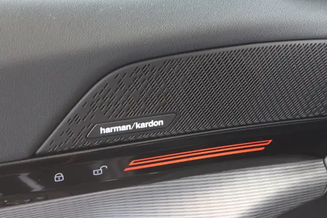 BMW M view 11