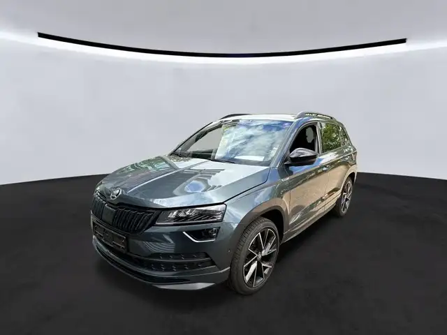 Skoda Karoq 2.0 TSI Sportline 4x4 DSG AHK/Kamera/Virt. Sportli