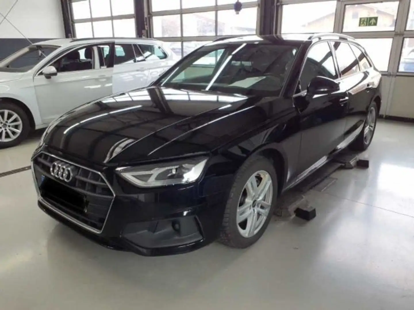 Audi A4 40 TDI 150(204) kW(PS) S tronic Zwart - 1