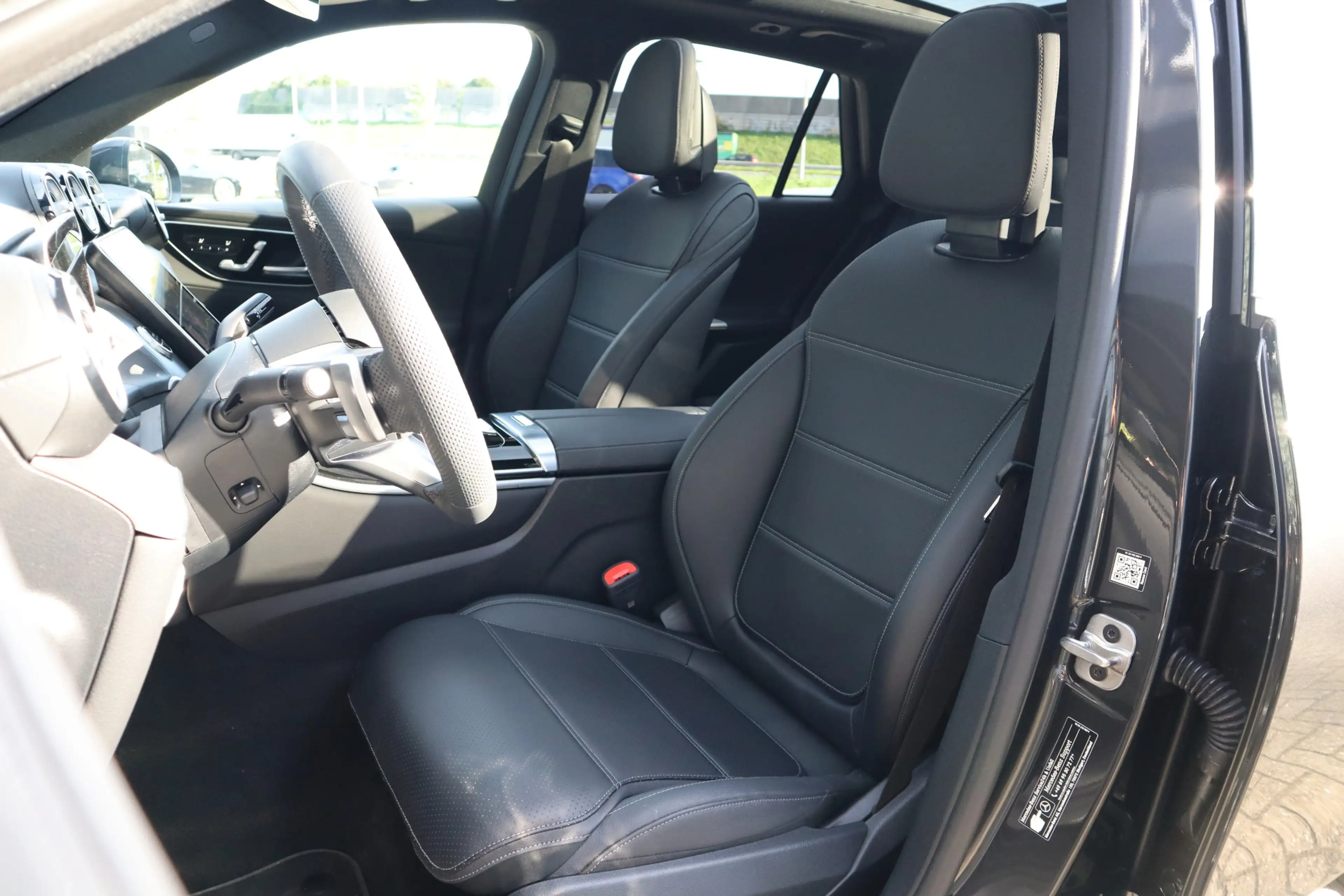 Mercedes-Benz GLC 400 e 4MATIC | AMG-Line, Massage, Burmester, Pano, Tre — photo 21