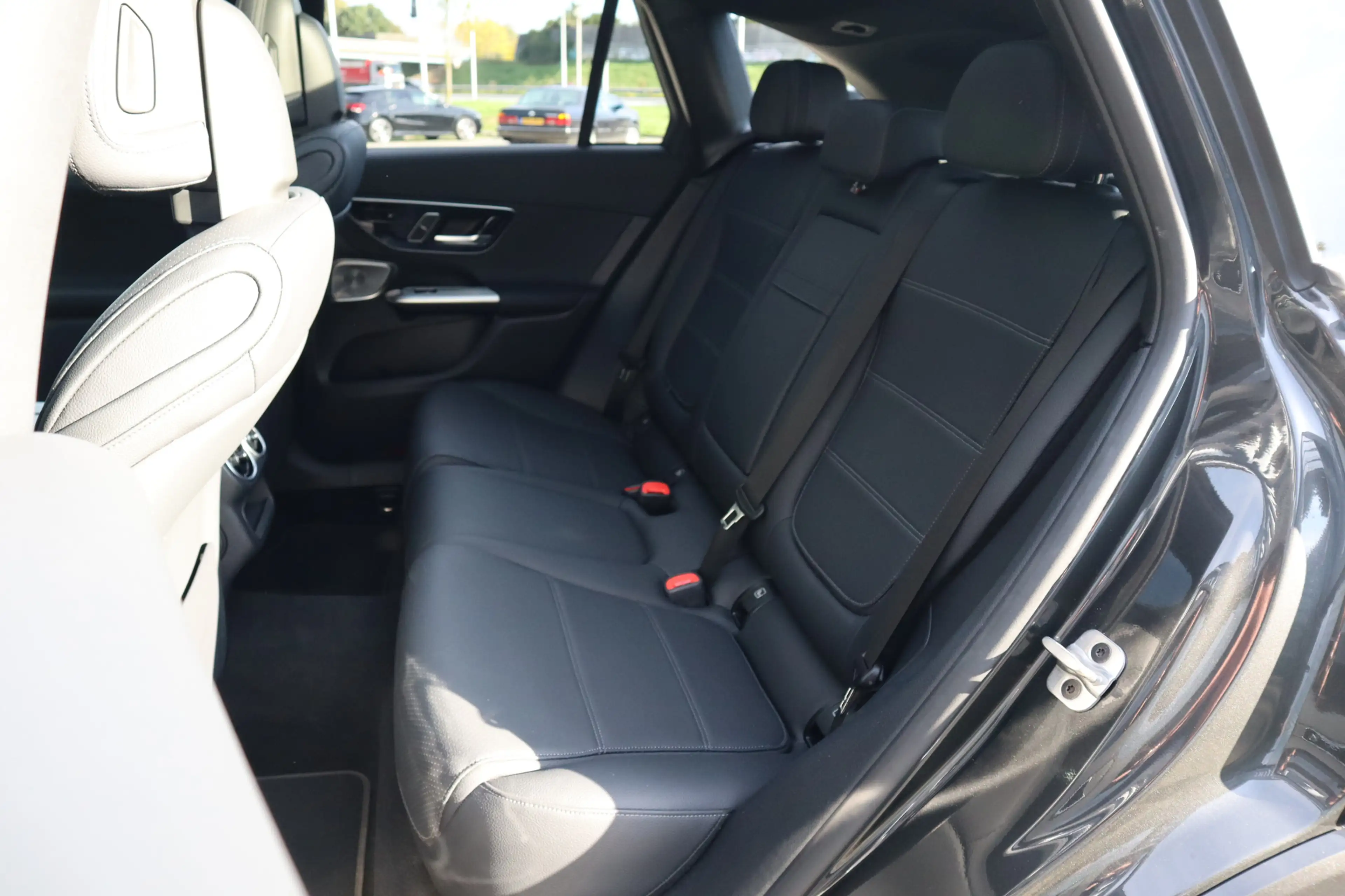 Mercedes-Benz GLC 400 e 4MATIC | AMG-Line, Massage, Burmester, Pano, Tre — photo 19