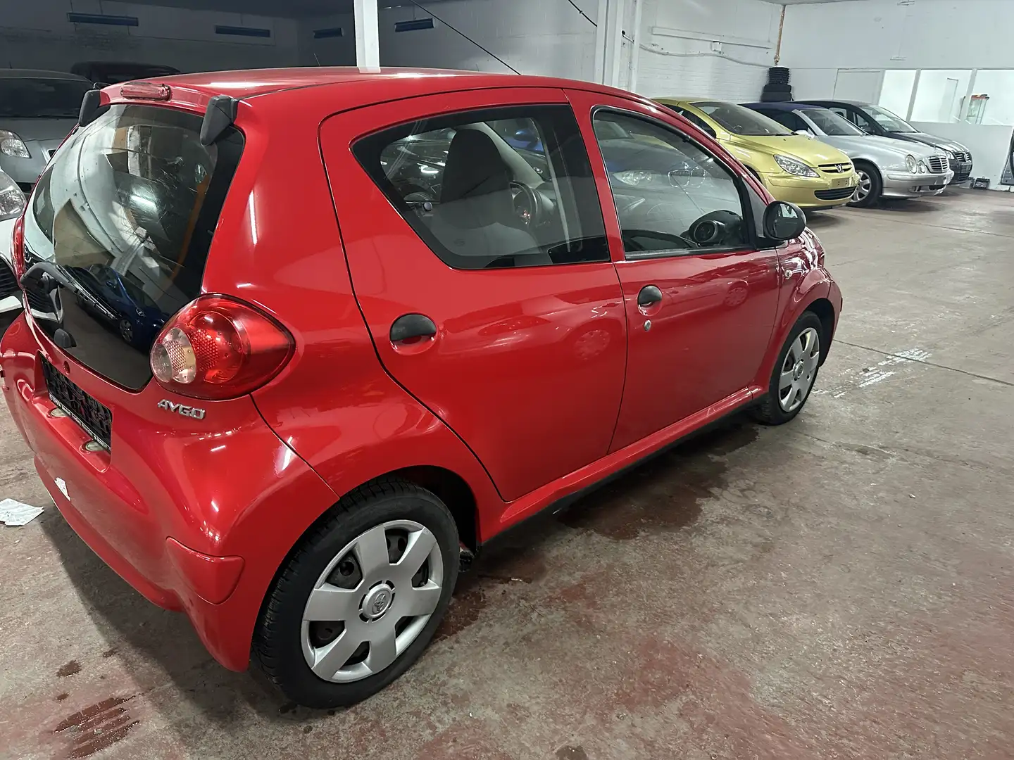 Toyota Aygo 1.0 VVT-i Sport - 2