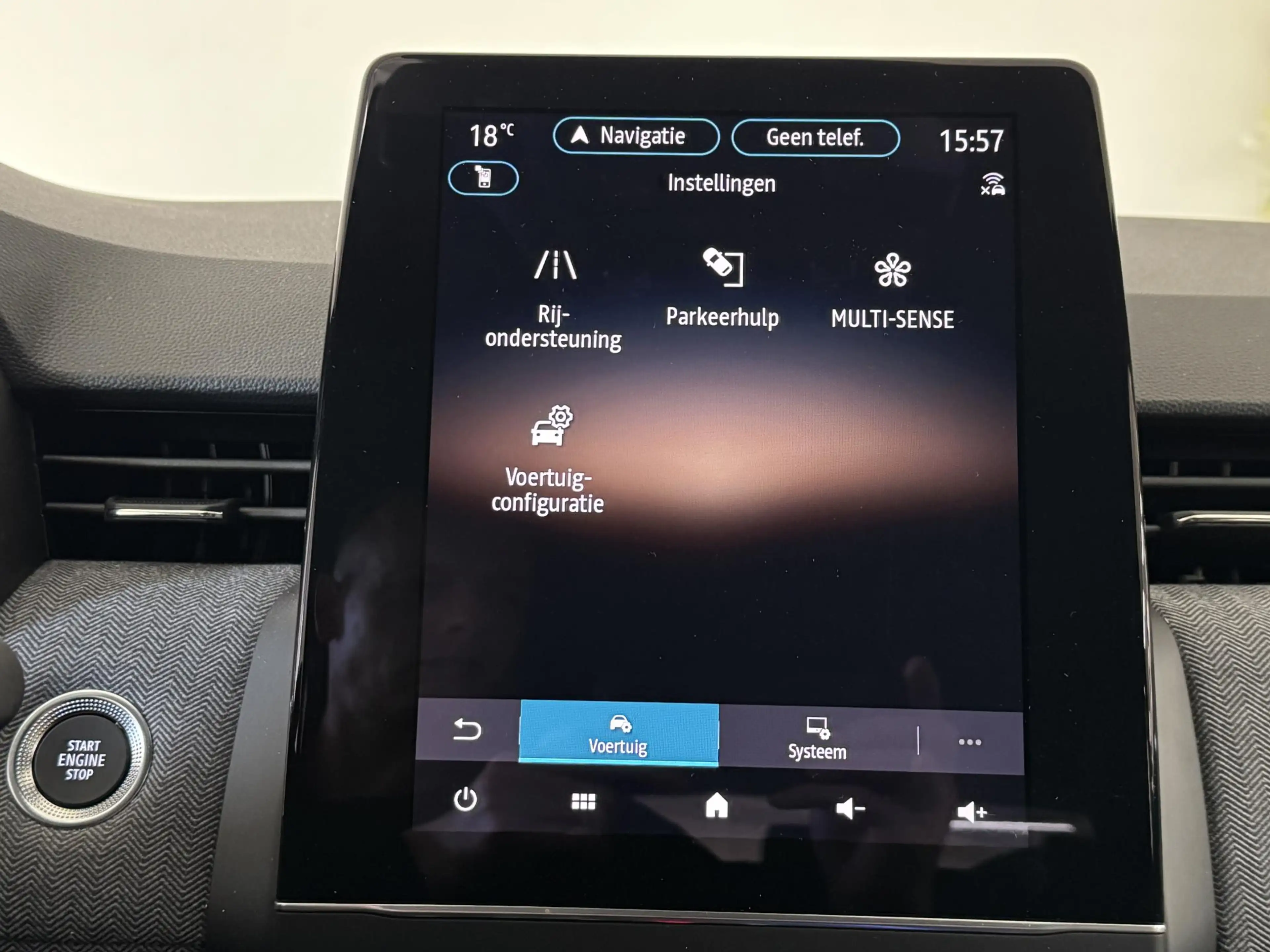 Renault Clio 1.6 E-Tech Full Hybrid 145 Techno | Stoelverwarmin — photo 28