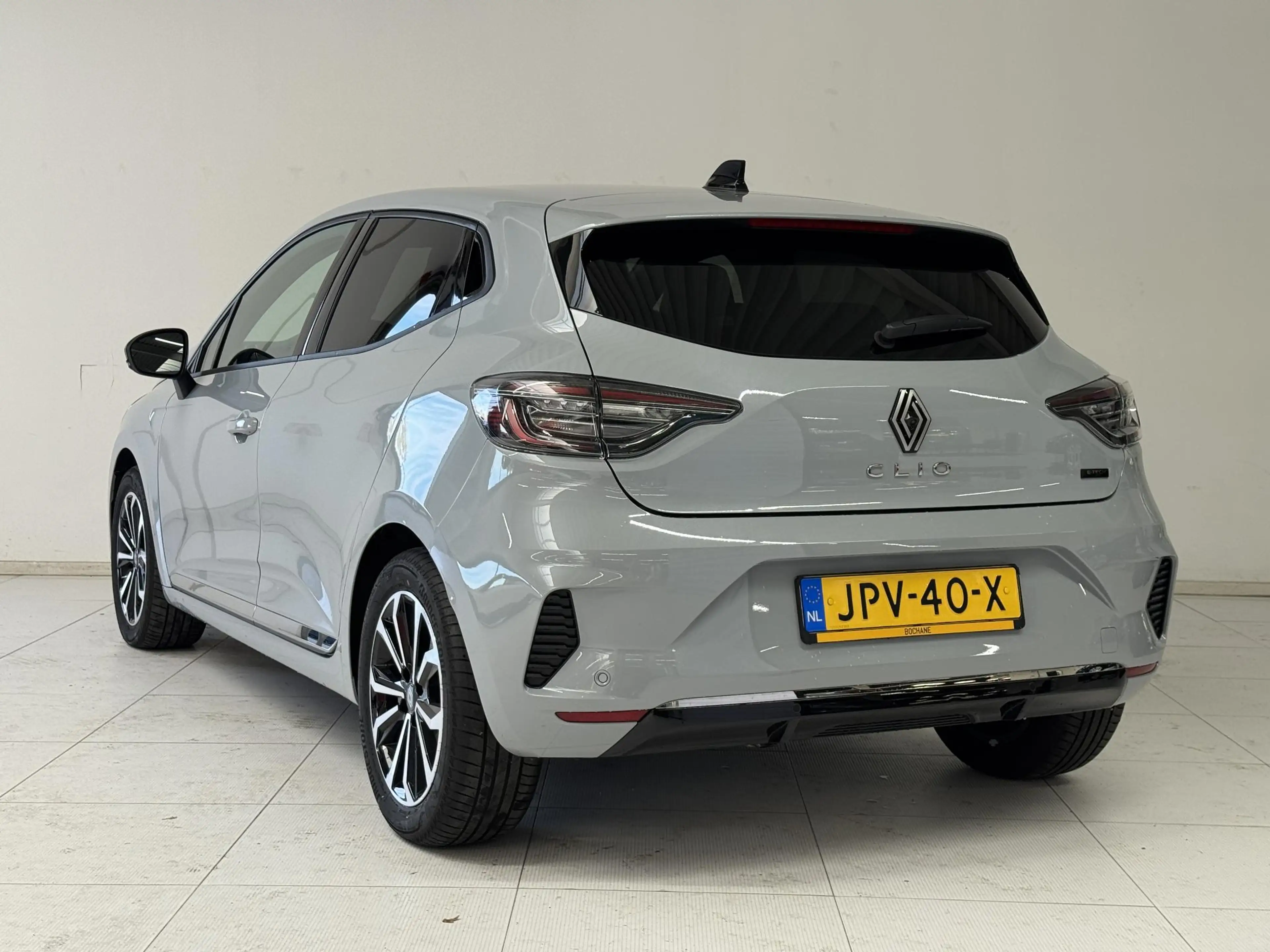 Renault Clio 1.6 E-Tech Full Hybrid 145 Techno | Stoelverwarmin — photo 5